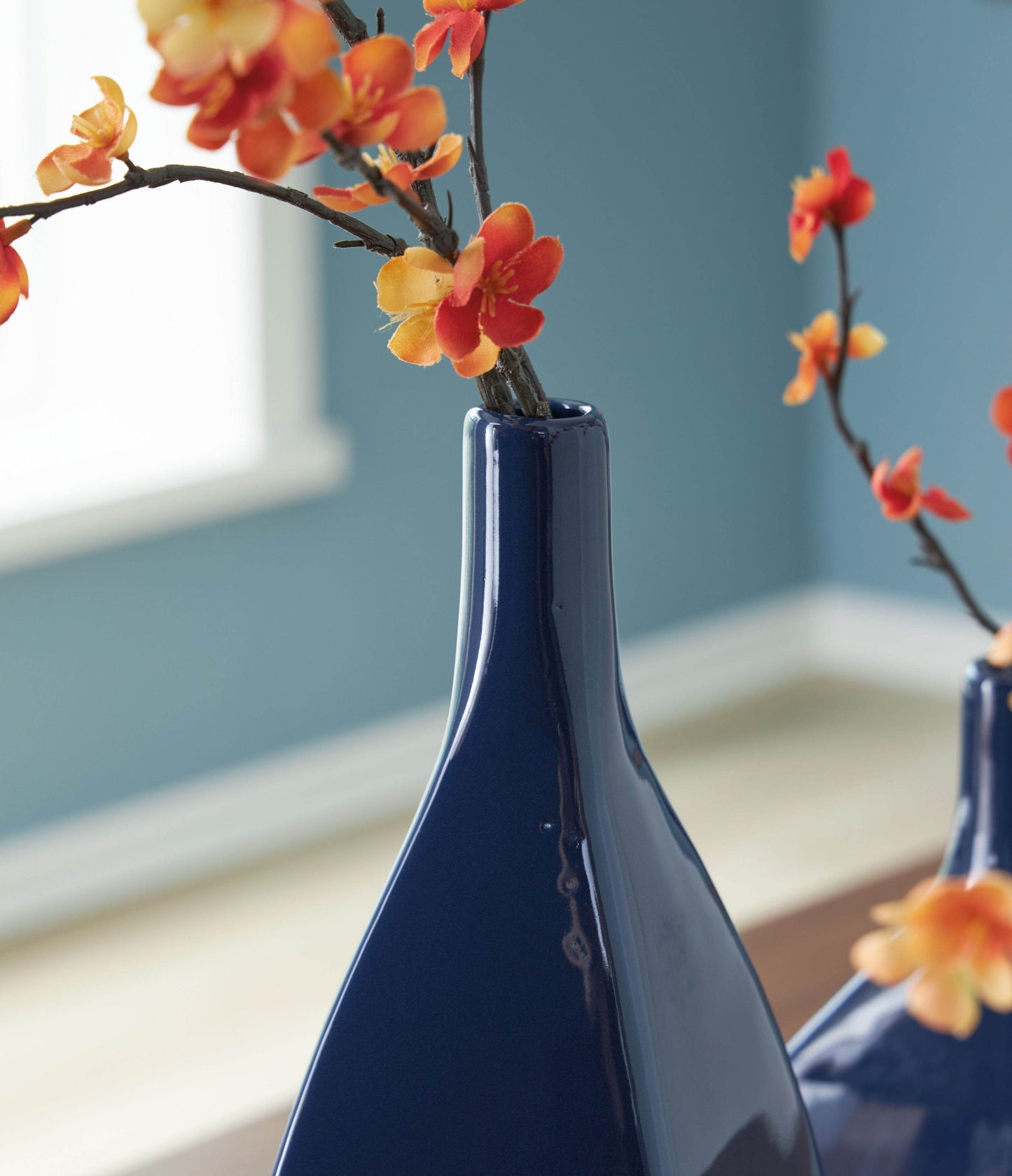 Abtinson - Vase - Forward Furniture