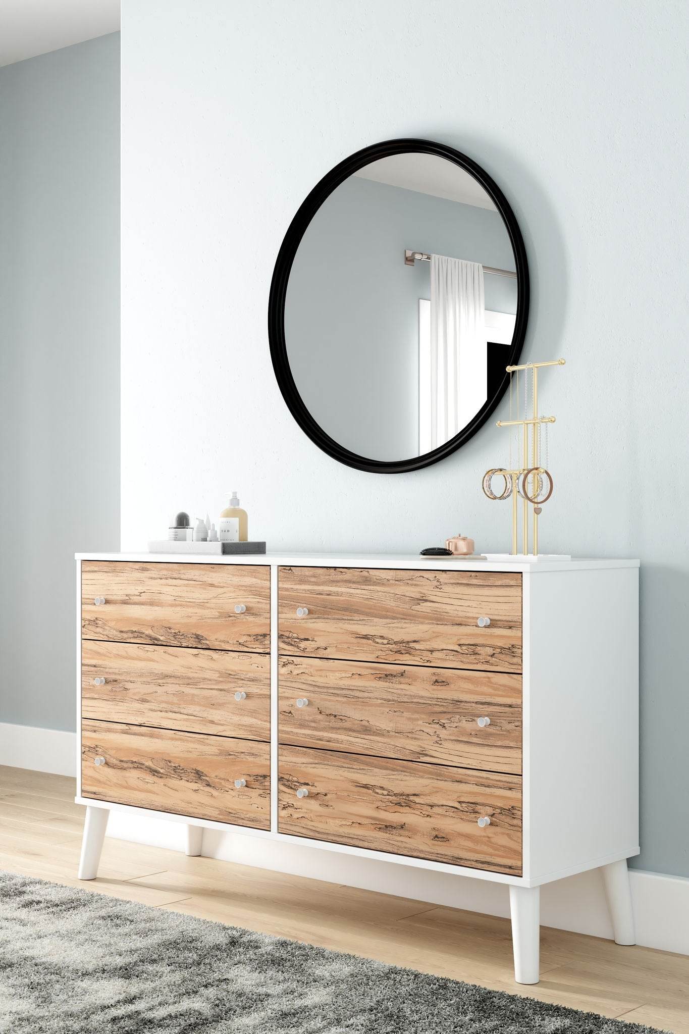 Piperton - Drawer Dresser - Forward Furniture