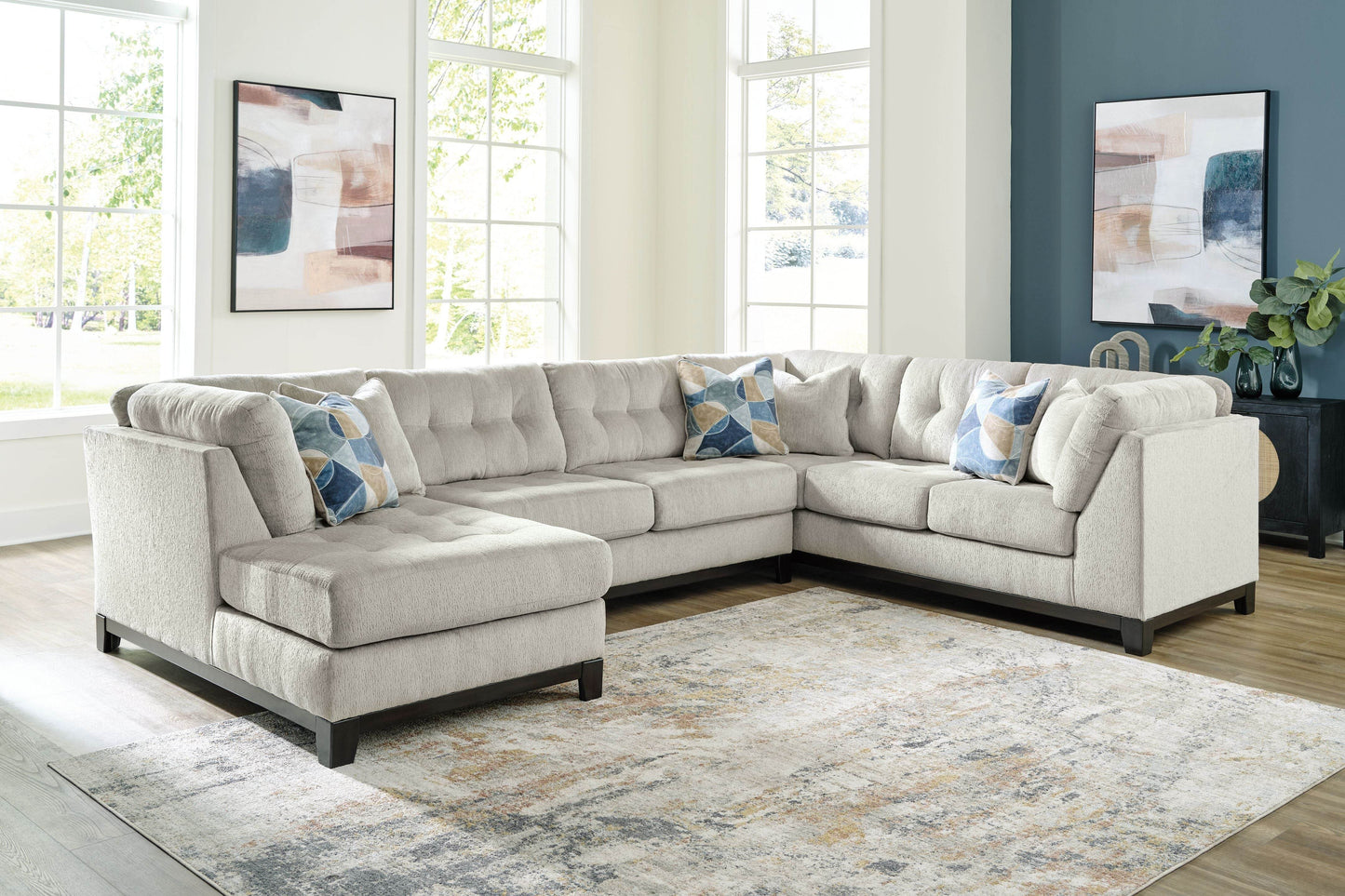Maxon Place - Sectional - Forward Furniture