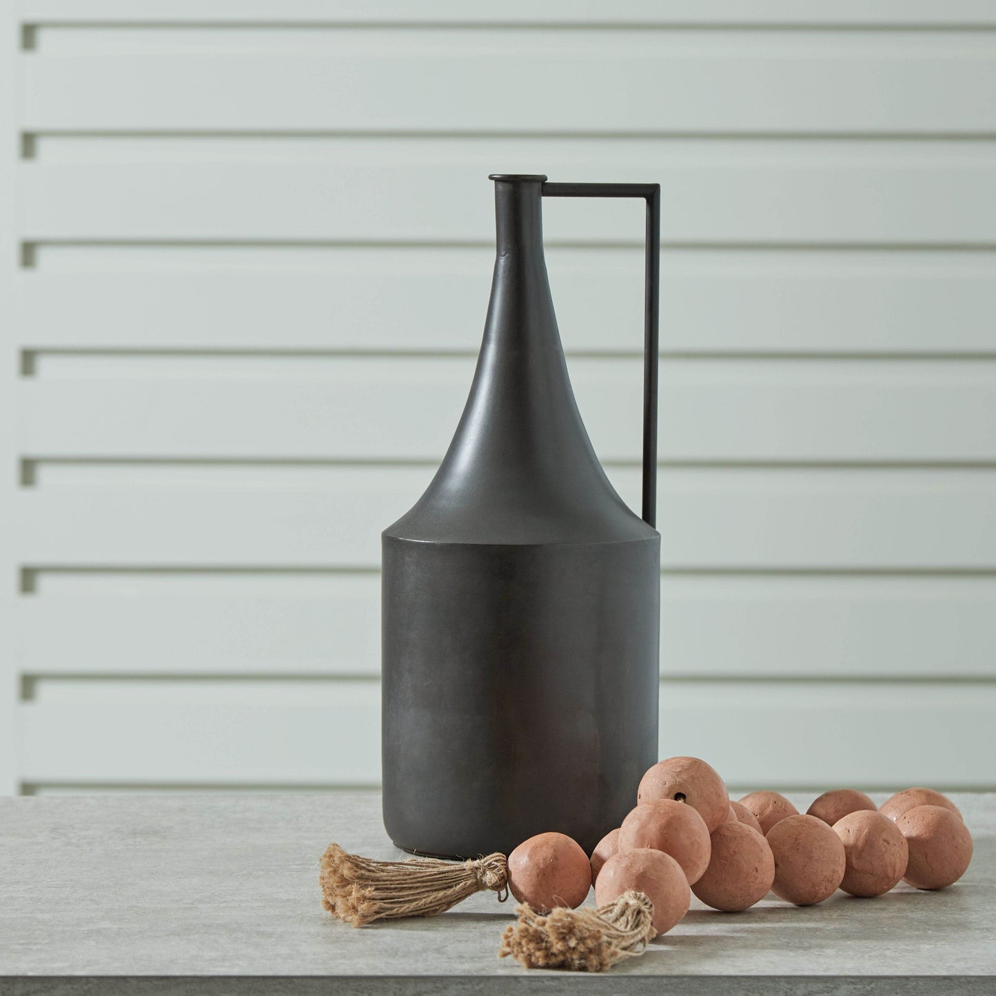 Zainforth - Vase - Forward Furniture