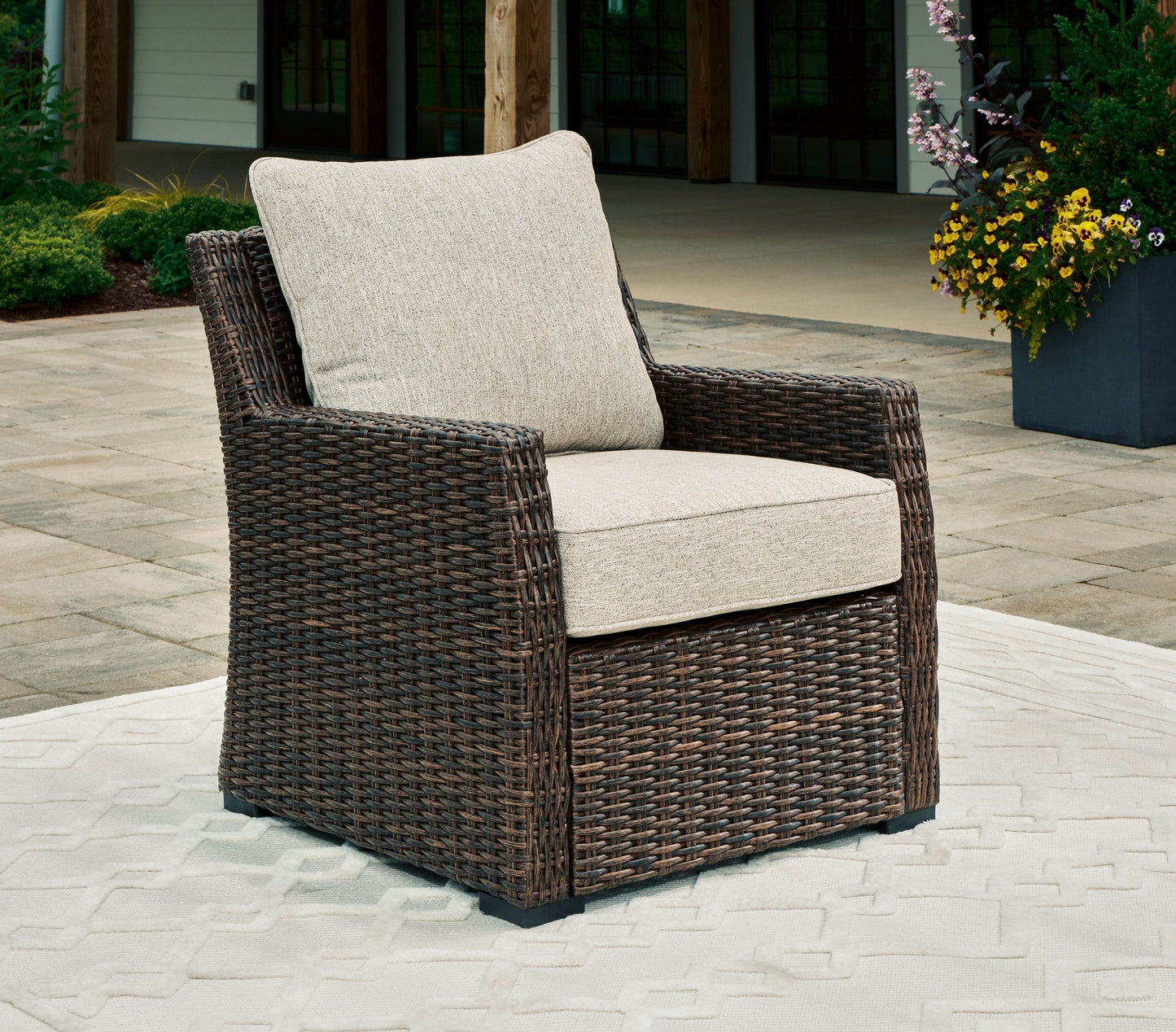 Brook Ranch - Brown - Lounge Chair With Cushion - Forward Furniture