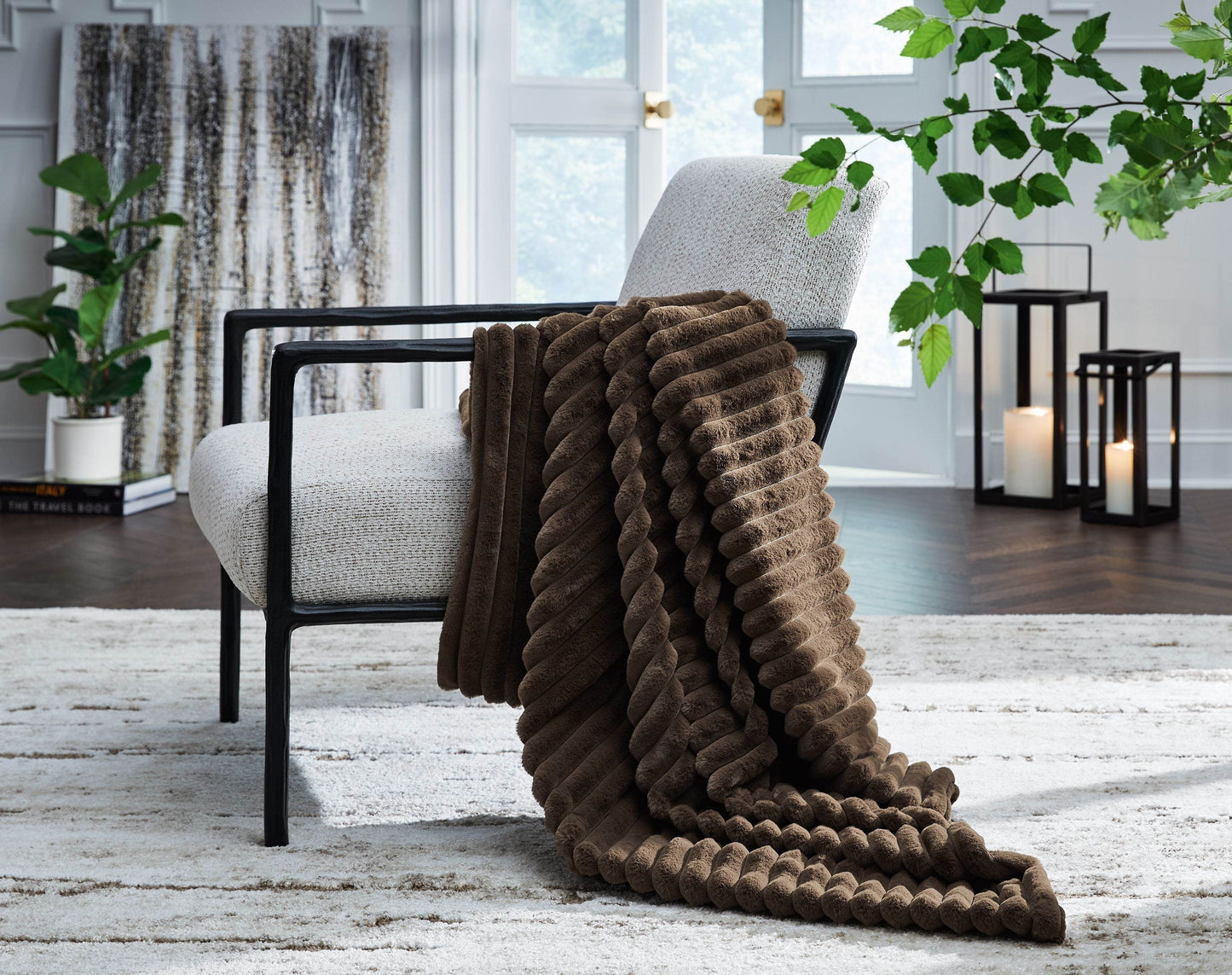 Alsonwell - Throw - Forward Furniture