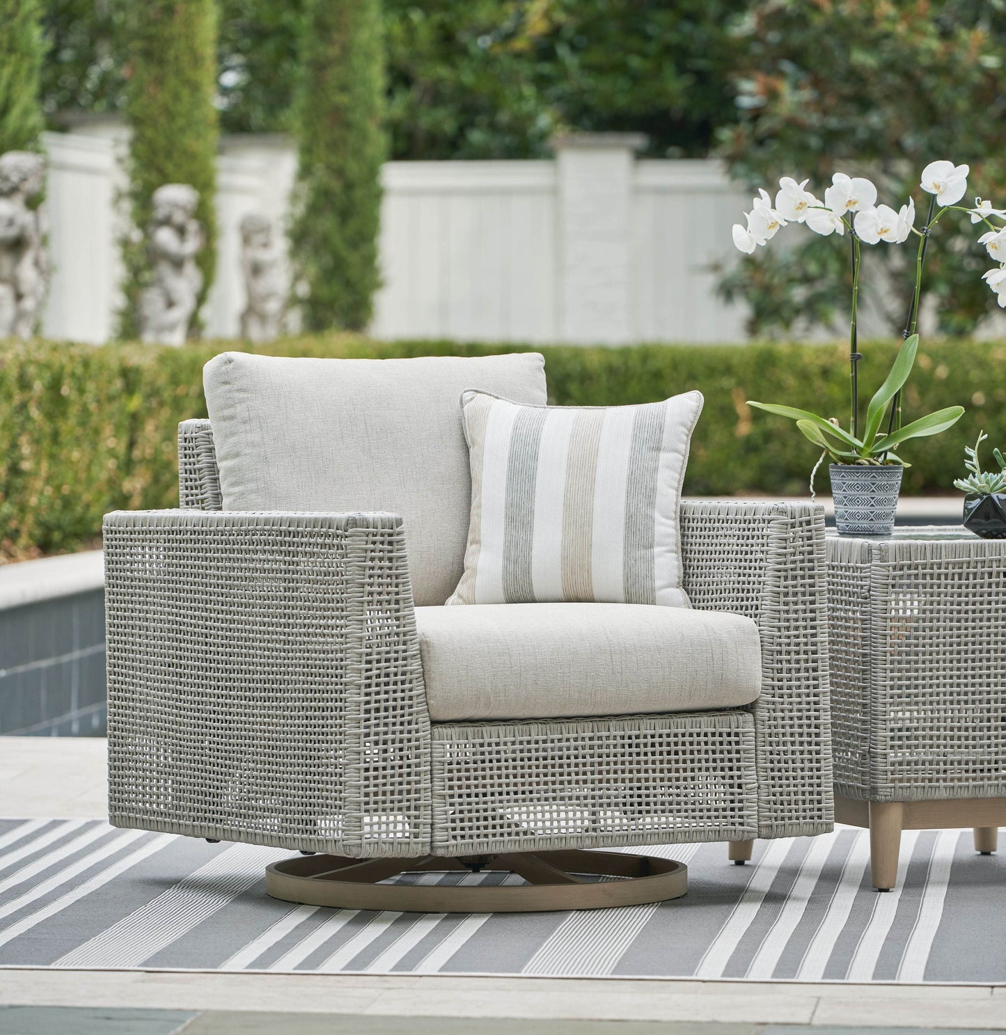 Seton Creek - Gray - Swivel Lounge With Cushion - Forward Furniture