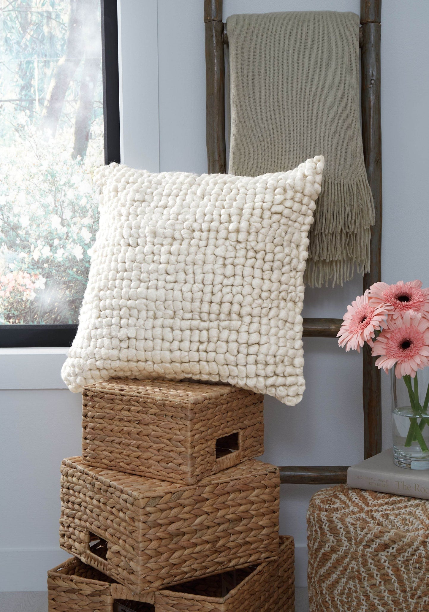 Aavie - Pillow - Forward Furniture