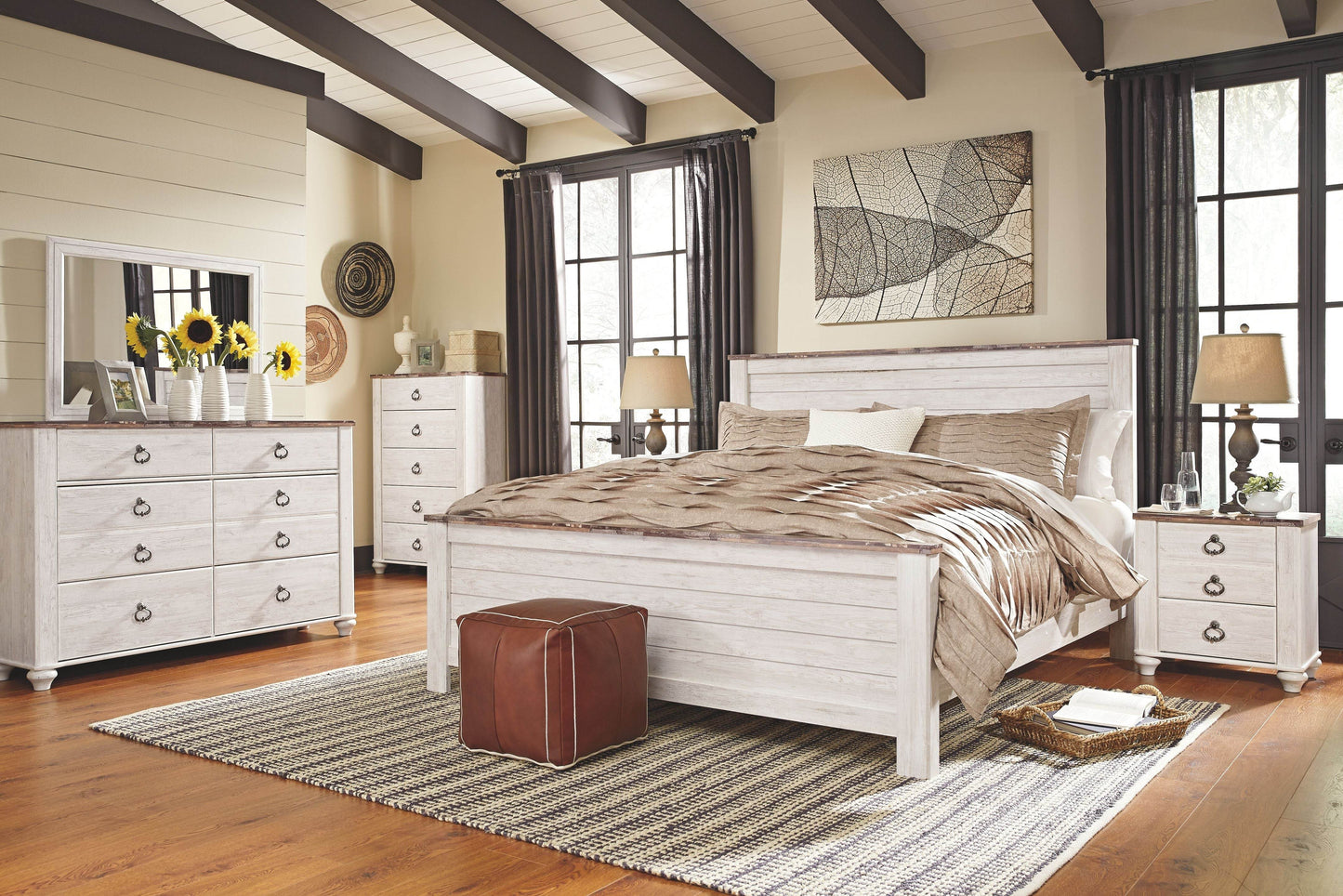 Willowton - Panel Bed - Forward Furniture