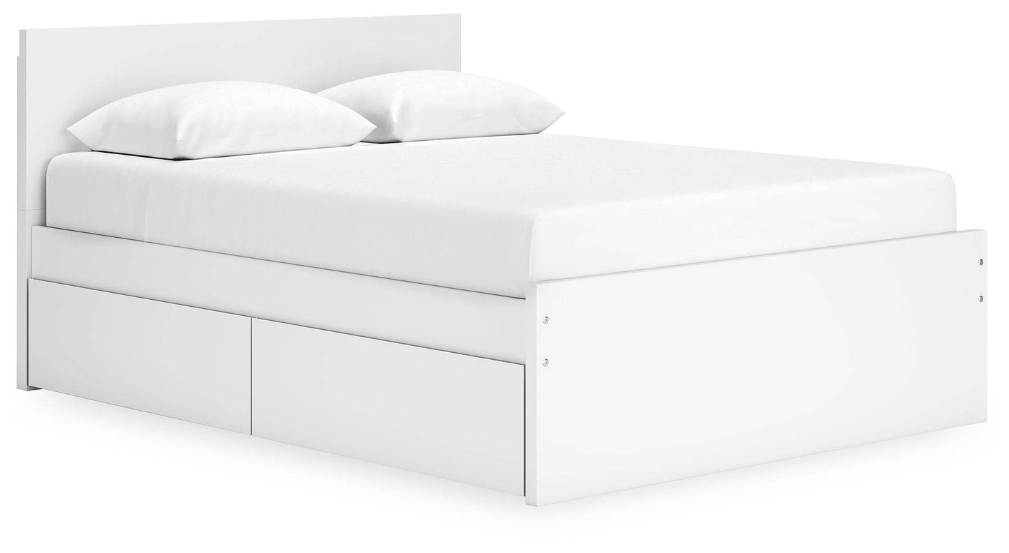 Onita - Panel Platform Bed - Forward Furniture