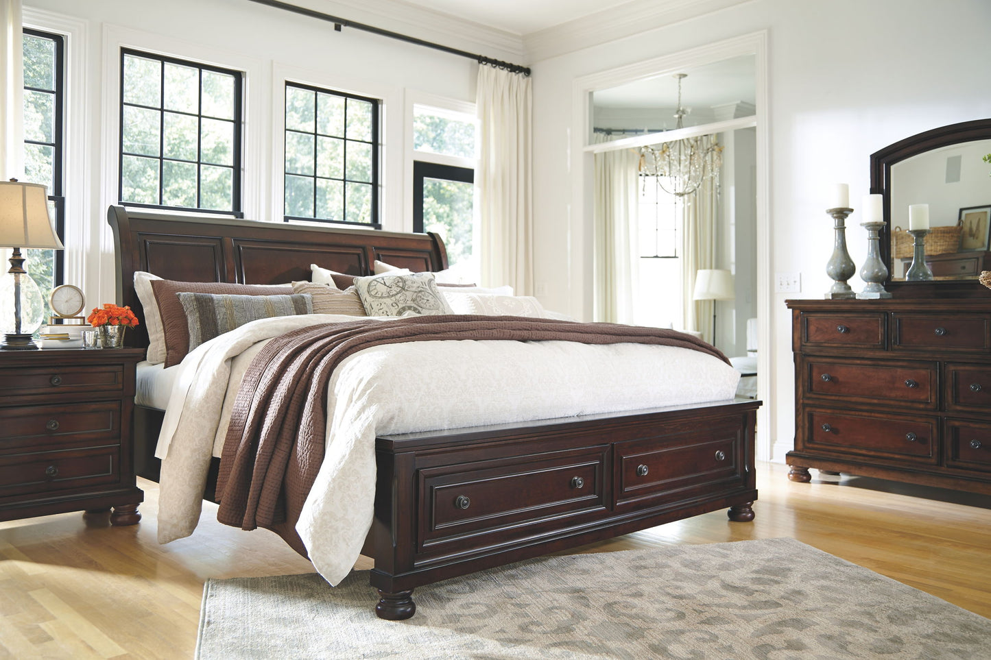Porter - Sleigh Bed With 2 Storage Drawers