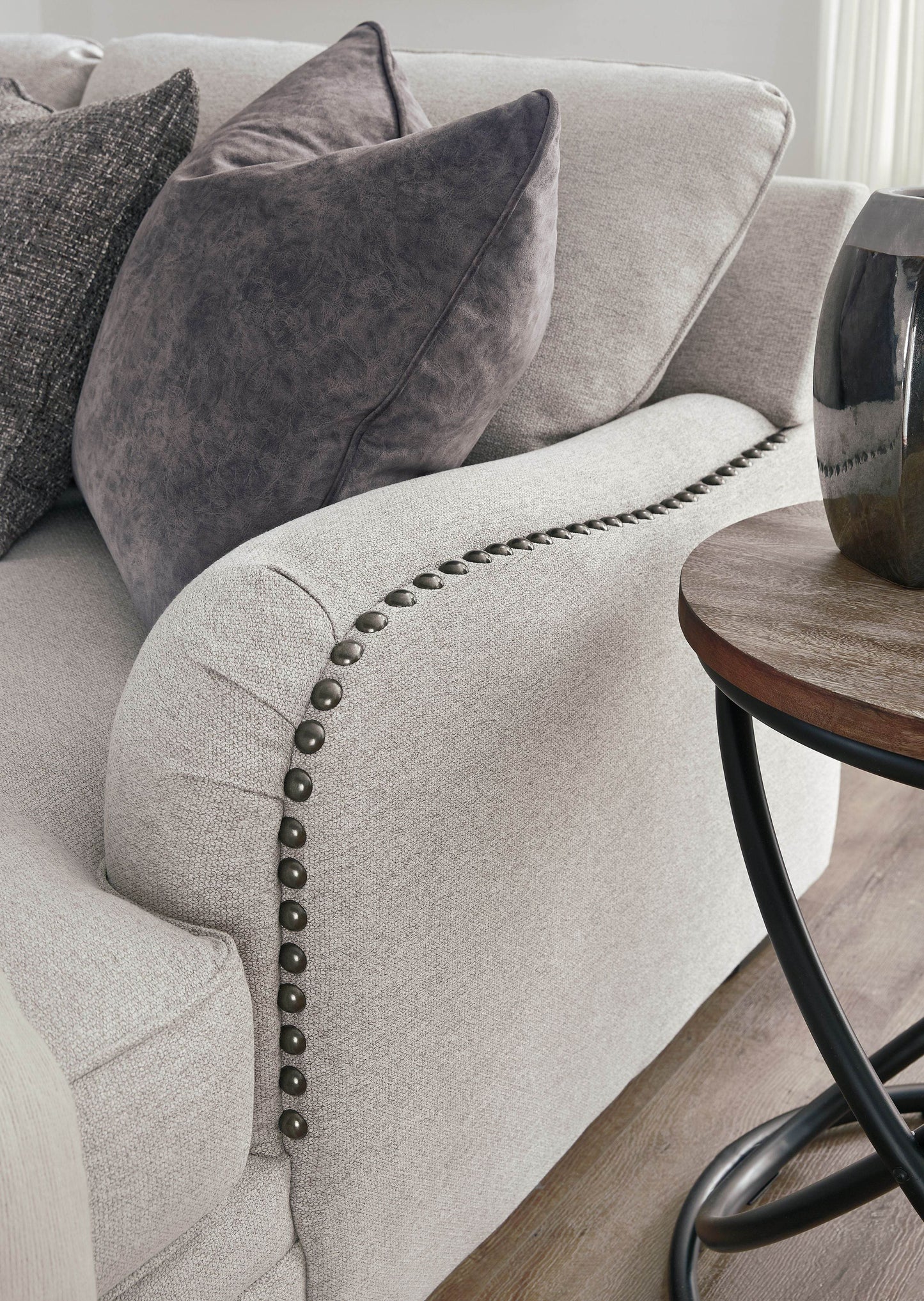 Dellara - Sectional - Forward Furniture