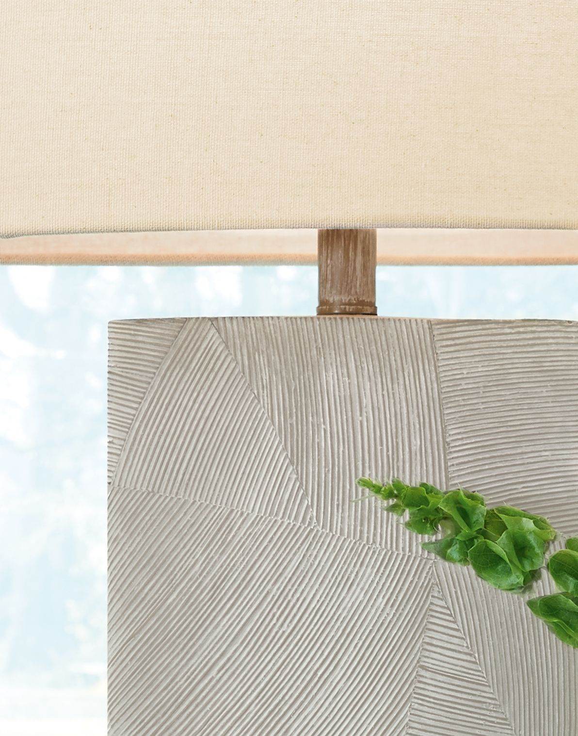 Bradard - Brown - Poly Table Lamp - Forward Furniture