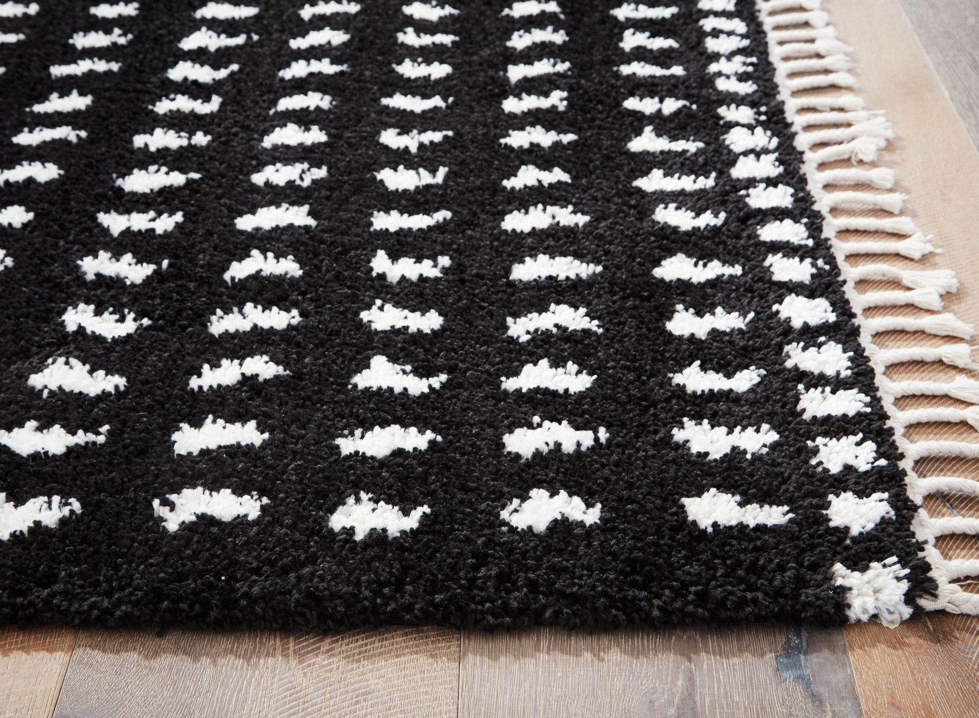 Minston - Rug - Forward Furniture