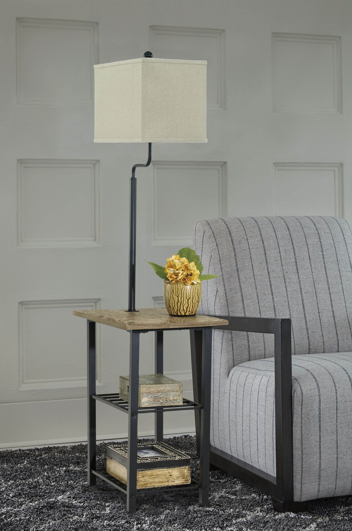 Shianne - Black - Metal Tray Lamp - Forward Furniture