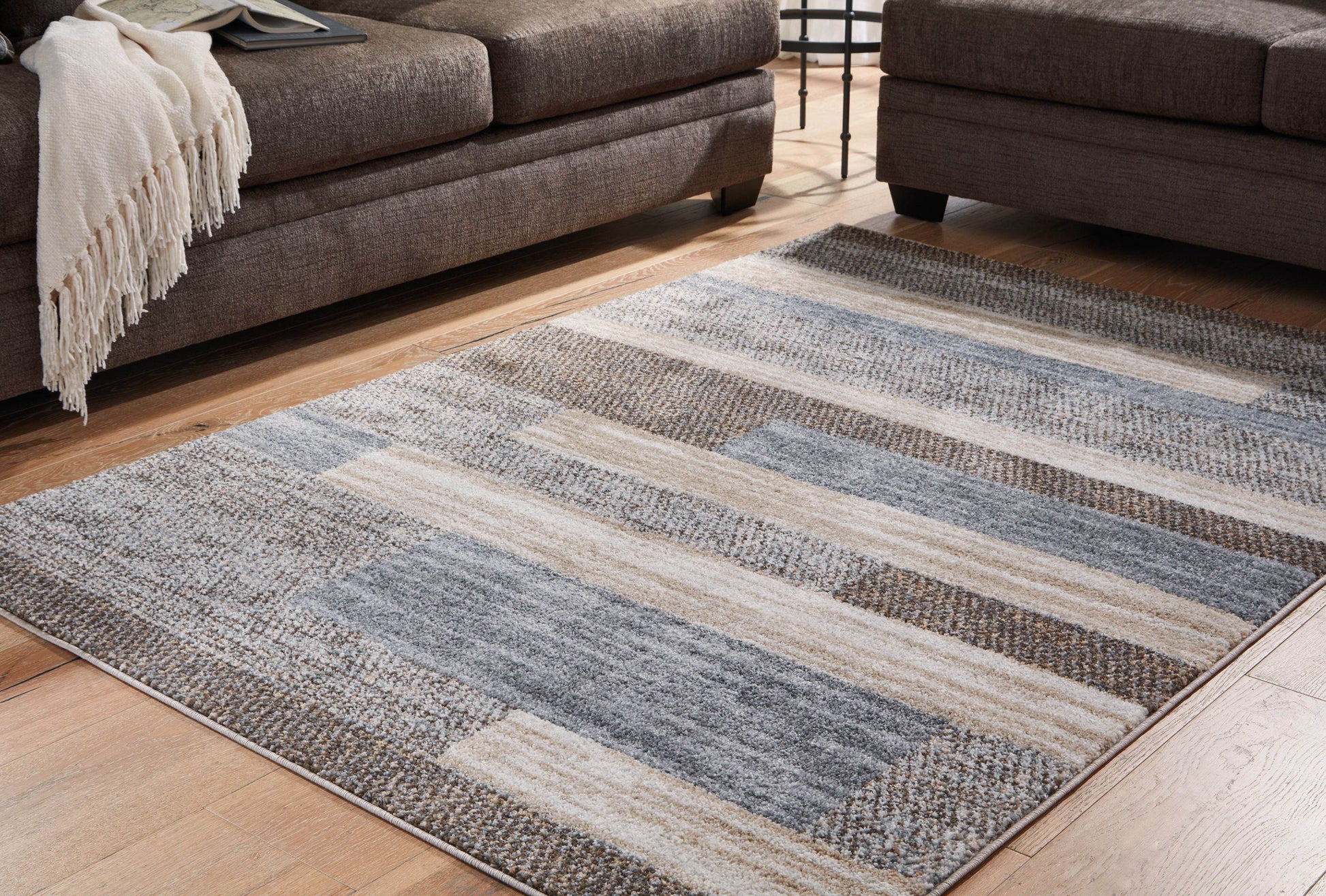 Sethburn - Rug - Forward Furniture