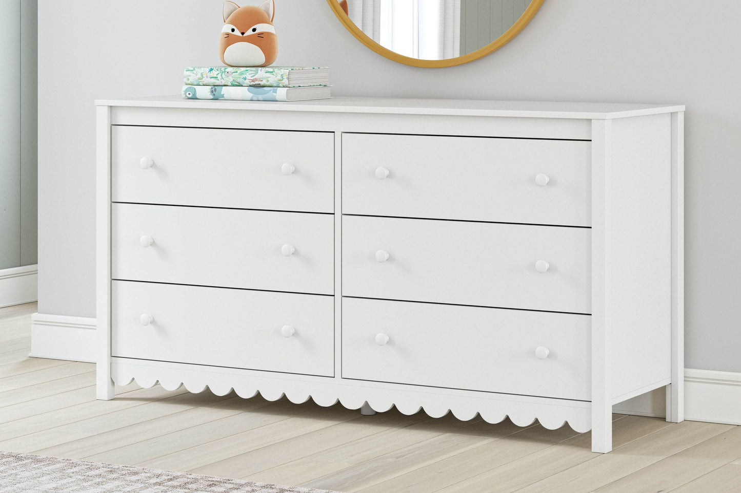 Hallityn - White - Six Drawer Dresser - Forward Furniture
