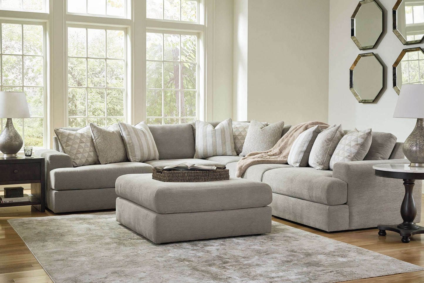 Avaliyah - Living Room Set - Forward Furniture