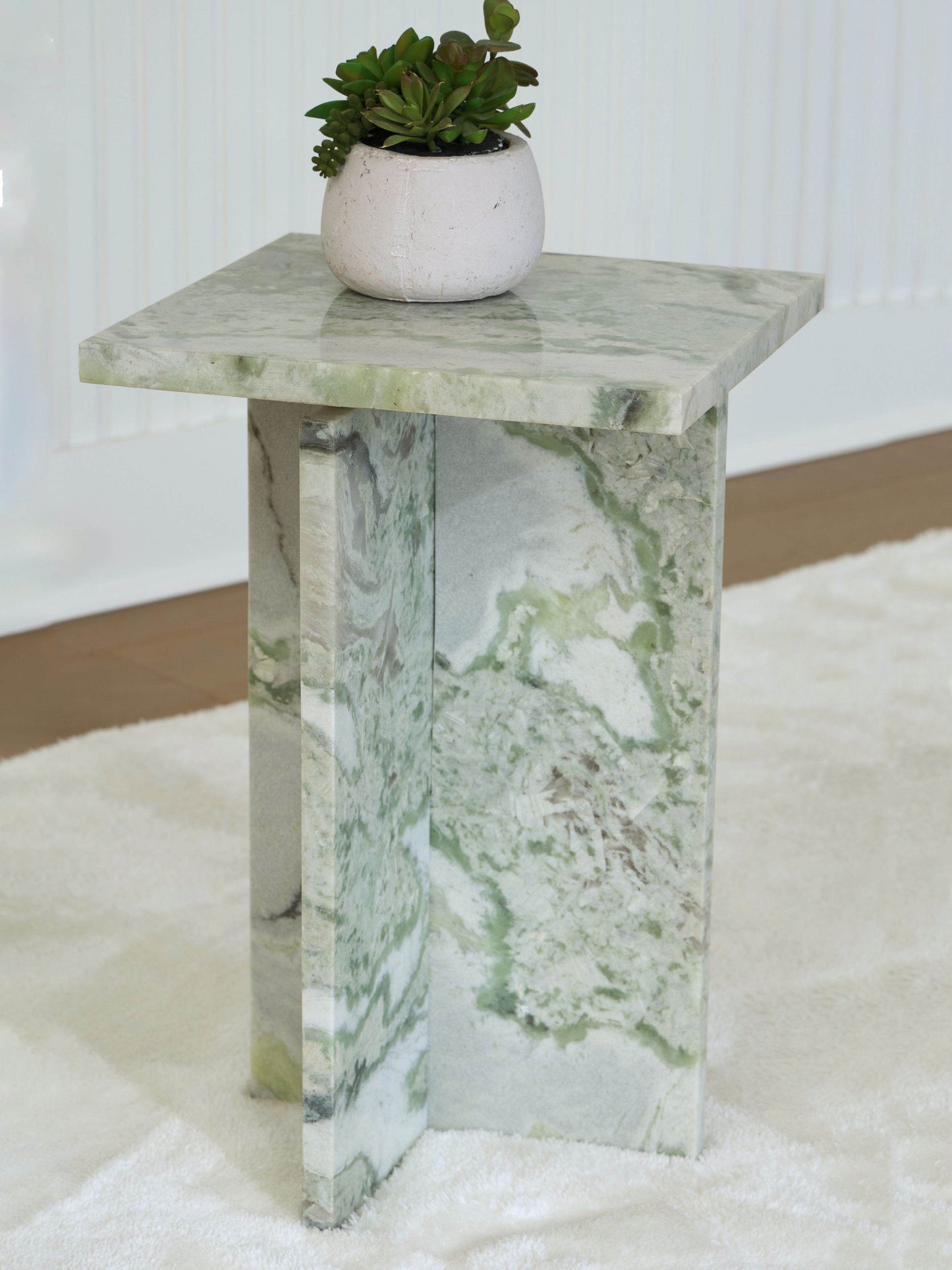 Deaconwell - White / Green - Accent Table - Forward Furniture