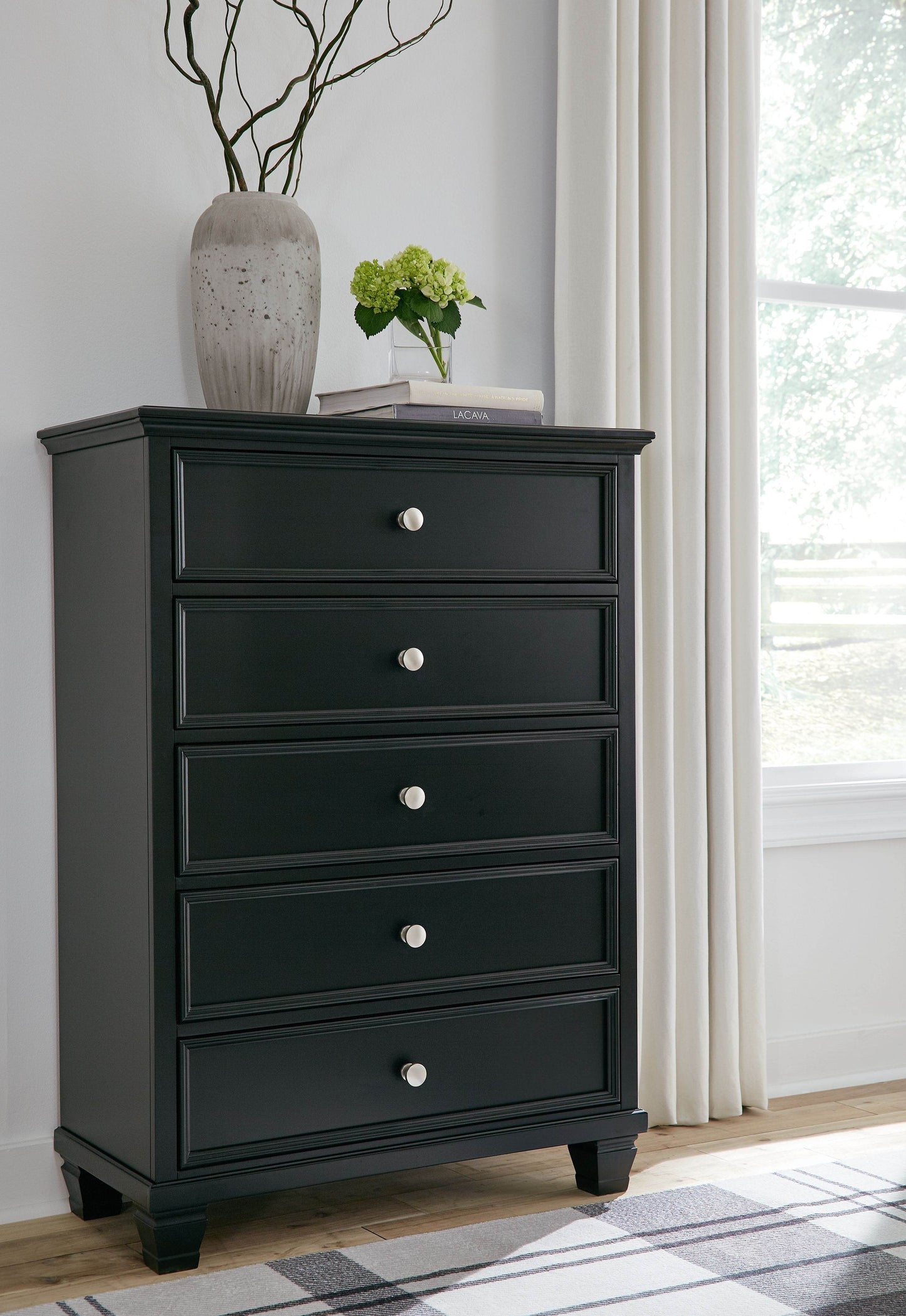 Lanolee - Black - Five Drawer Chest - Forward Furniture
