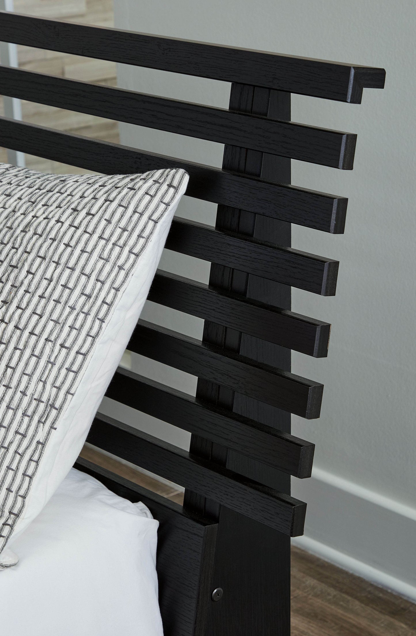 Danziar - Slat Headboard - Forward Furniture