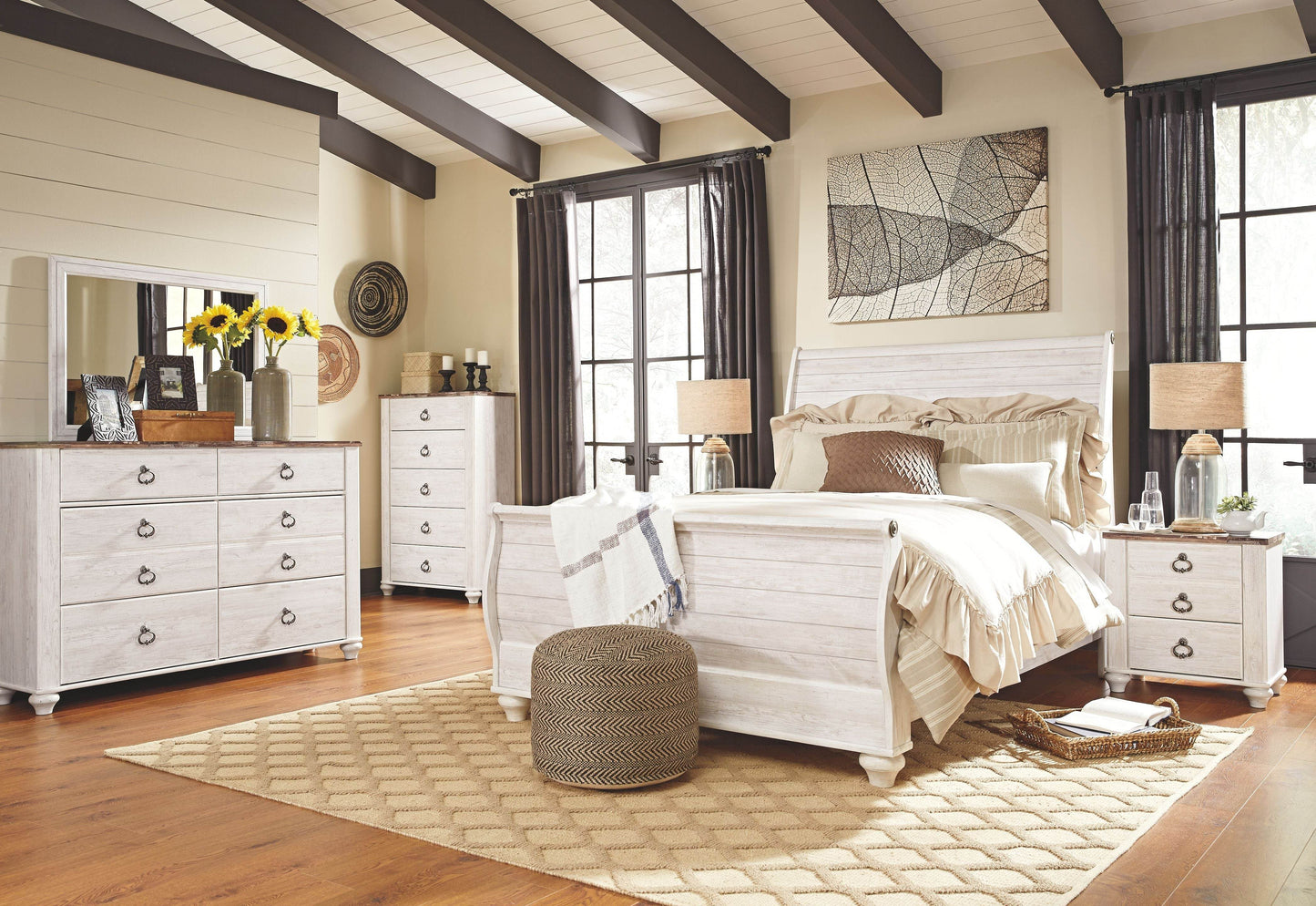 Willowton - Sleigh Bed - Forward Furniture