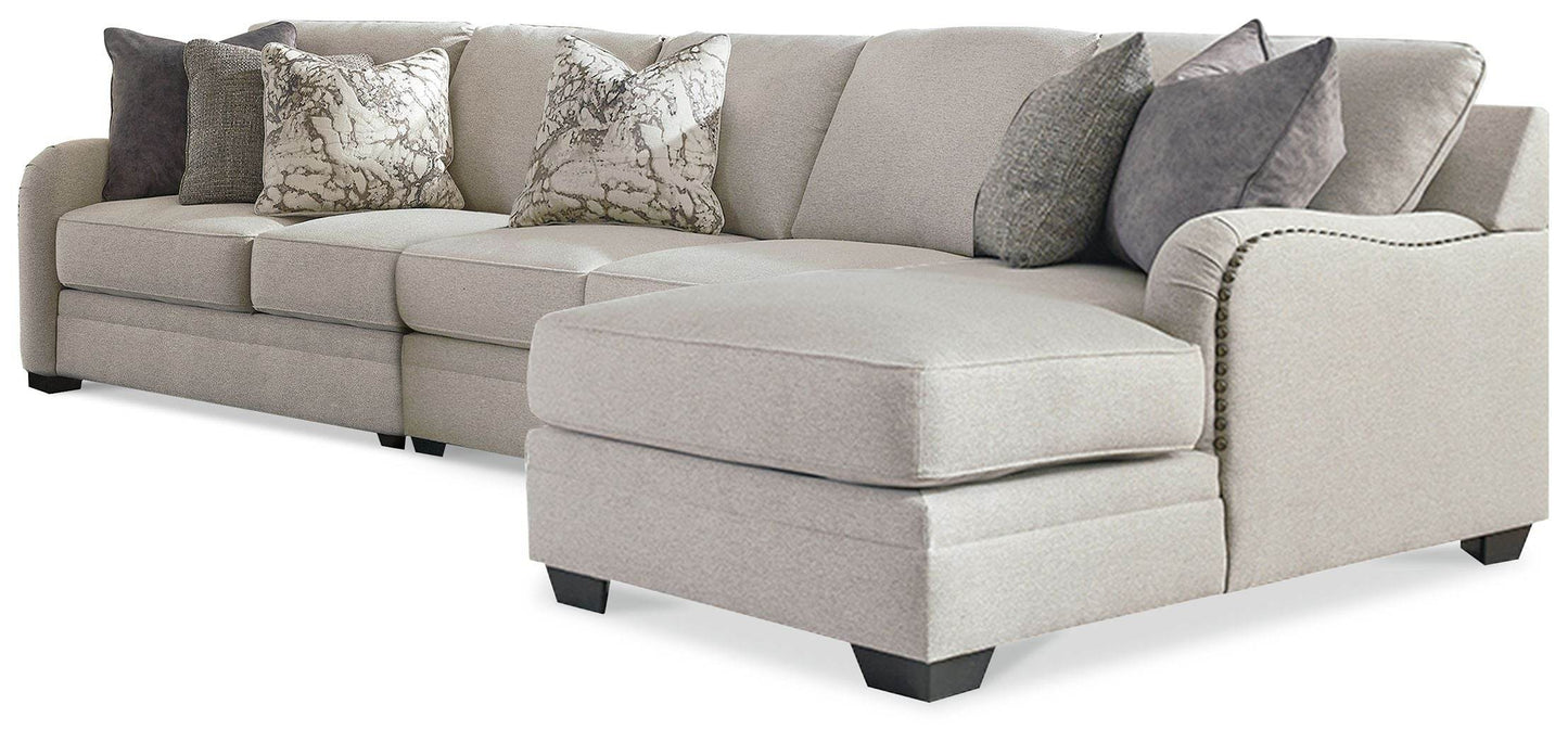 Dellara - Sectional - Forward Furniture