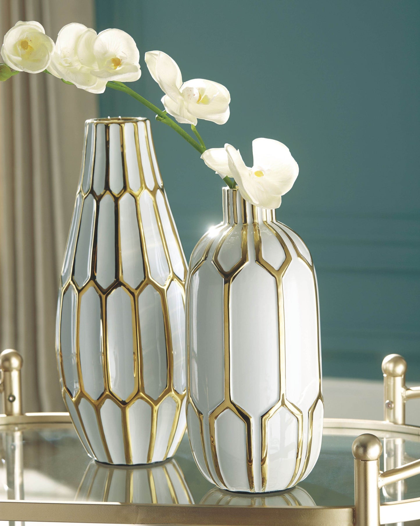 Mohsen - Gold Finish / White - Vase Set (Set of 2) - Forward Furniture