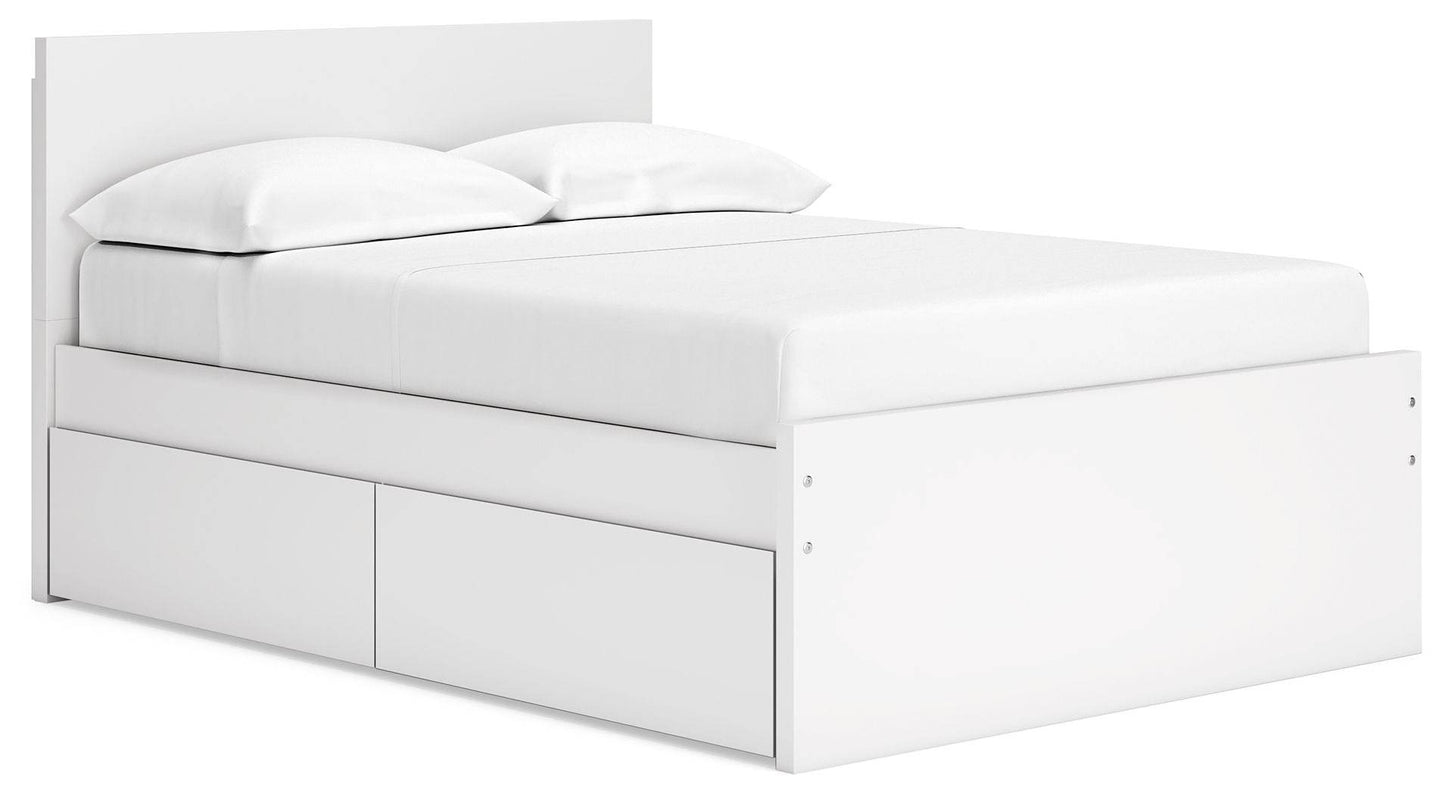 Onita - Panel Platform Bed - Forward Furniture