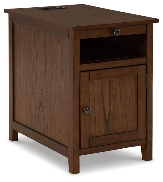 Treytown - Chair Side End Table - Forward Furniture