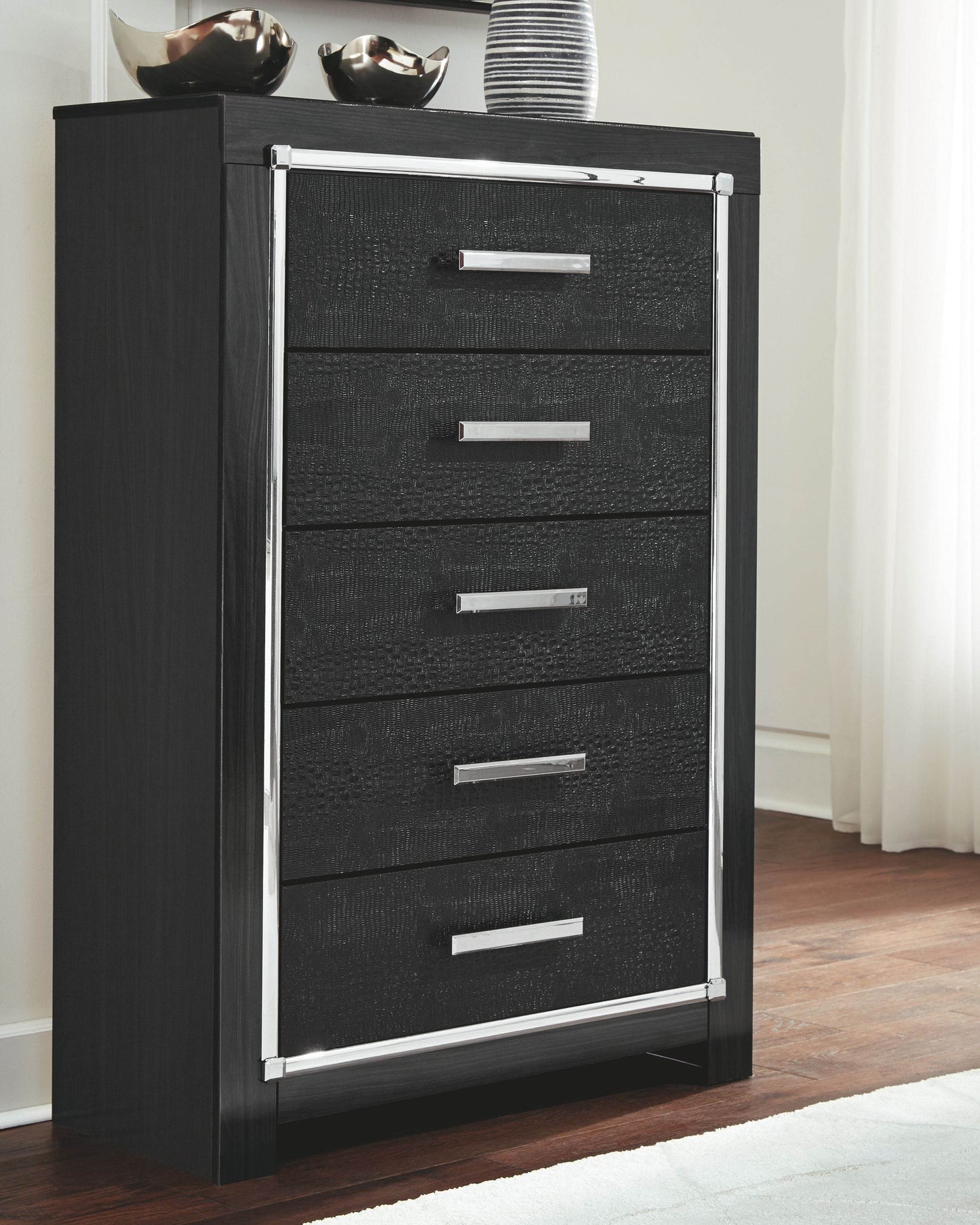 Kaydell - Black - Five Drawer Chest - Forward Furniture