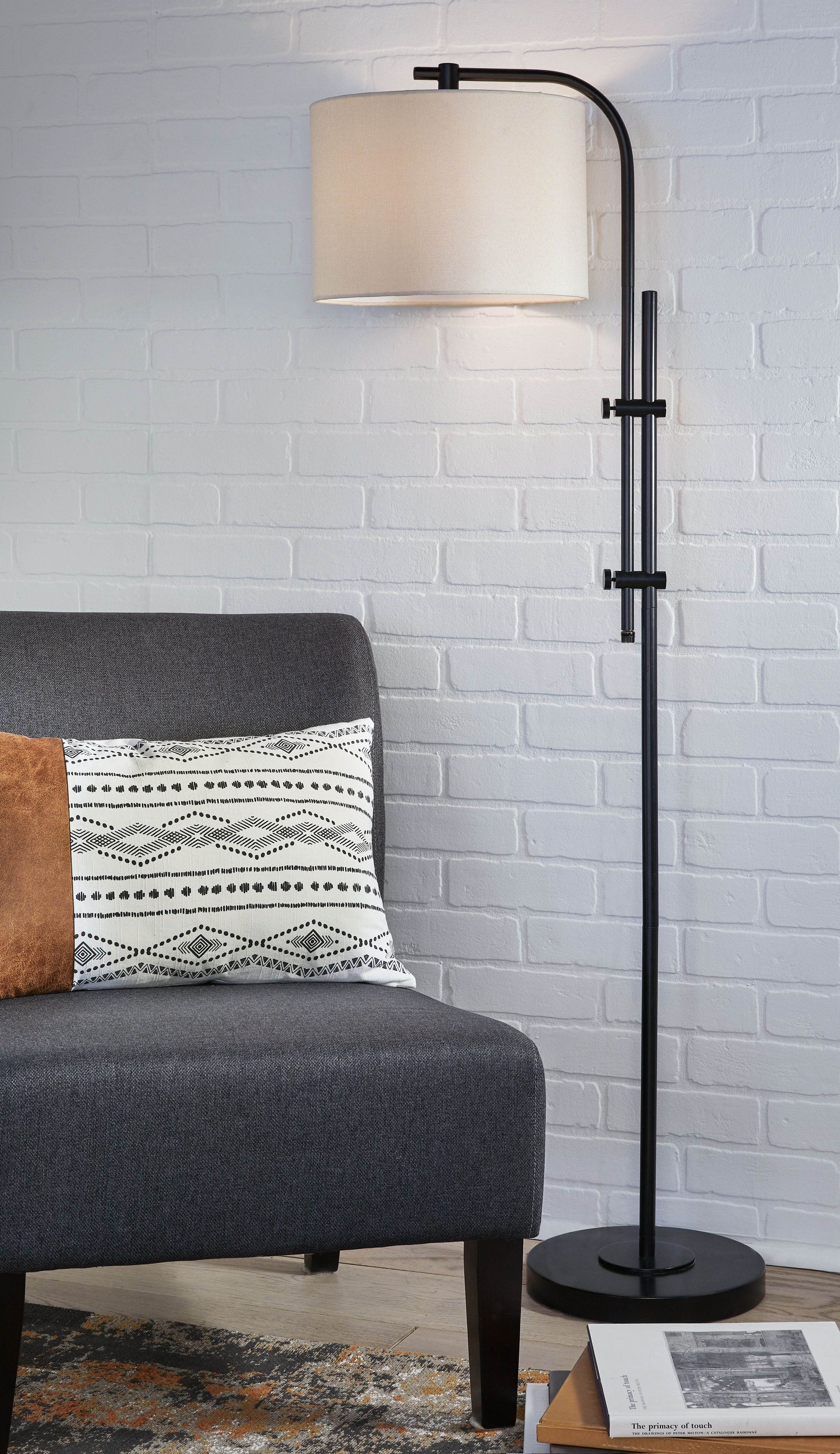 Baronvale - Metal Accent Lamp - Forward Furniture
