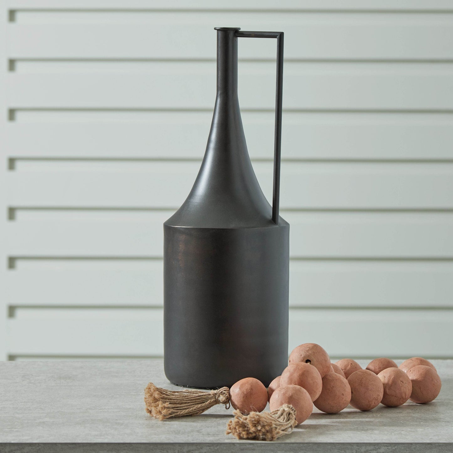 Zainforth - Vase - Forward Furniture