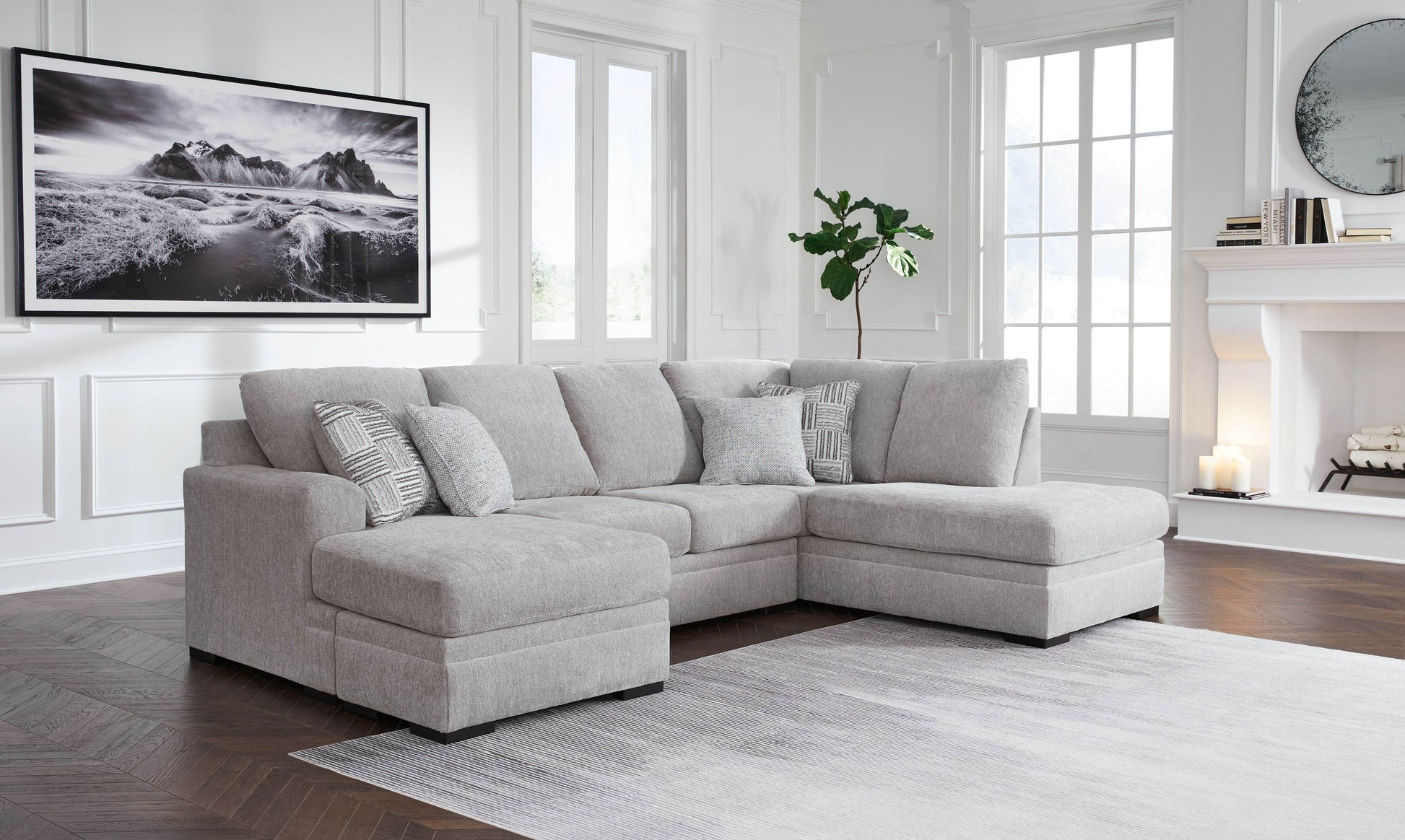 Gabyleigh - Sectional - Forward Furniture