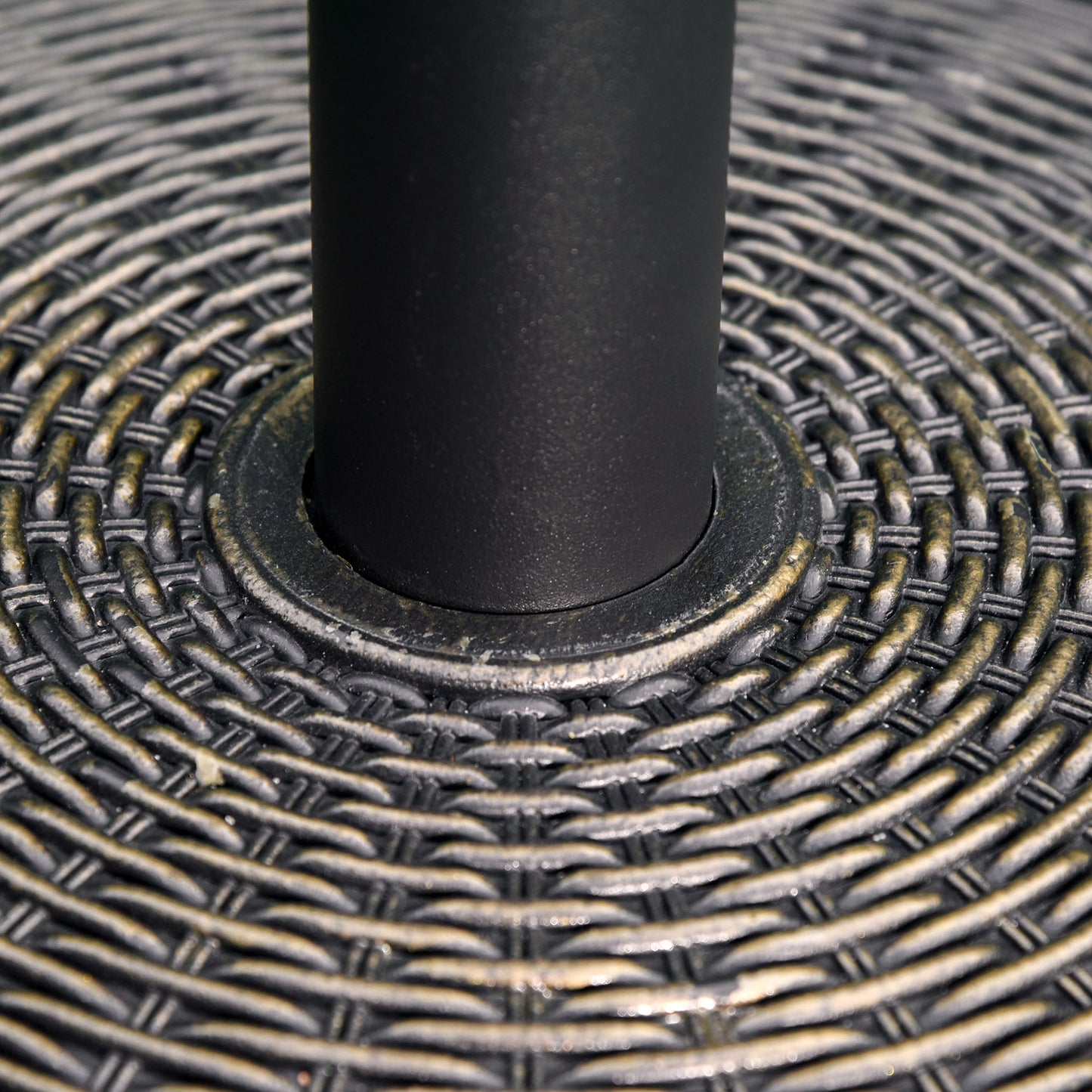 29LBS Offset Patio Umbrella Cement Base Stand Cantilever Parasol Holder Weight, Fits Φ1.4", Φ1.5", Φ1.9", Black