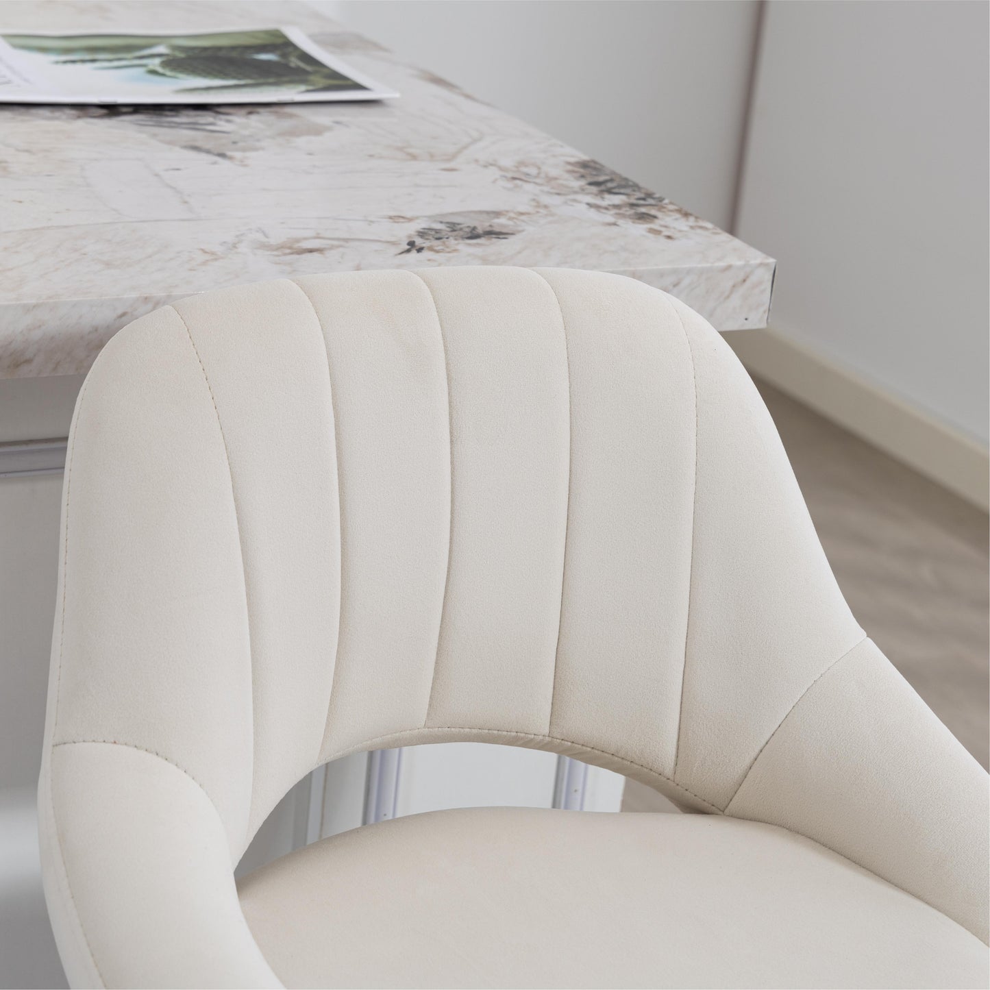 Bar Stools Set of 2, Swivel Counter Height Barstools with Adjustable Height and Cutout Back, Velvet Upholstered Bar Chairs with Round Metal Base and Footrest, Cream
