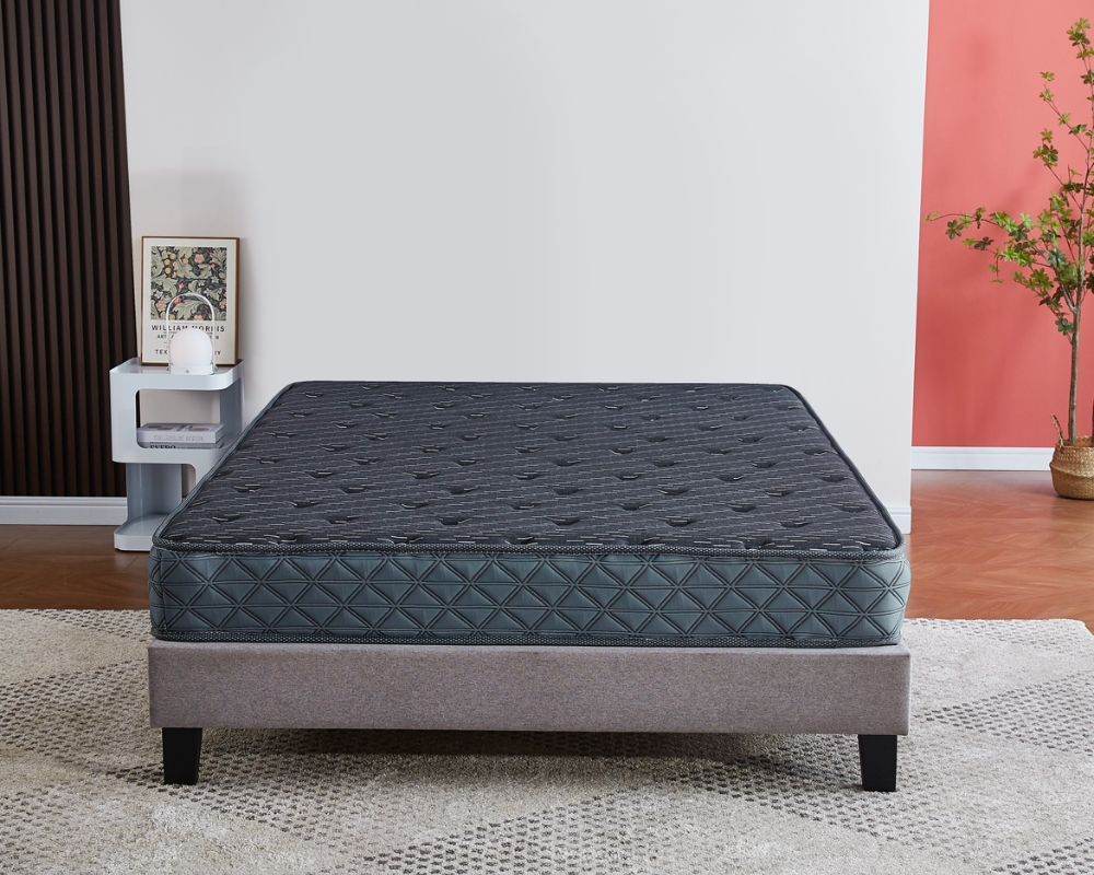 Comfortable 8 Inch Memory Foam Spring Mattress - Forward Furniture