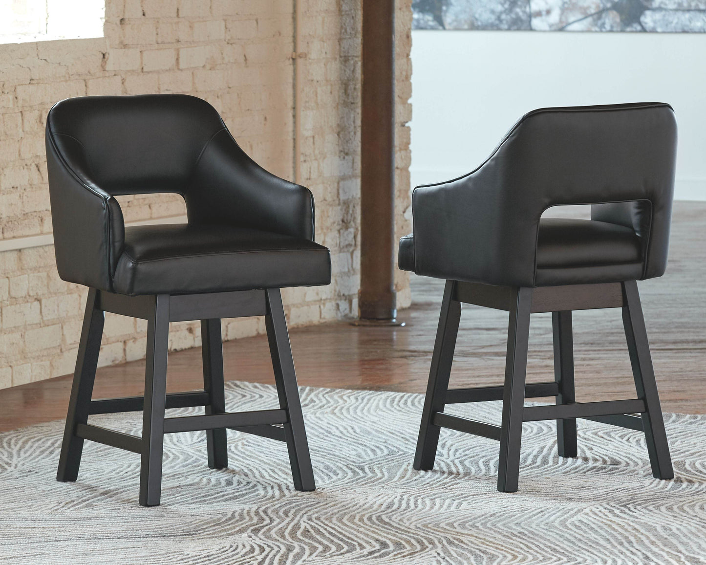 Tallenger - Upholstered Swivel Barstool (Set of 2) - Forward Furniture