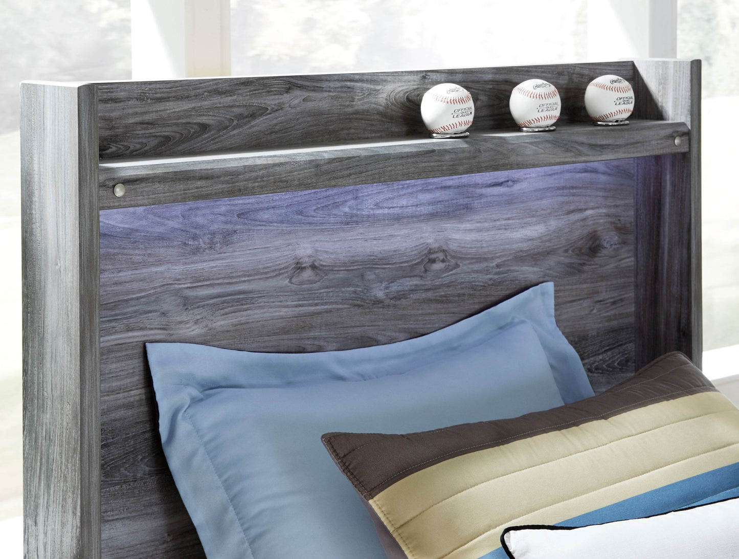 Baystorm - LED Panel Bed - Forward Furniture