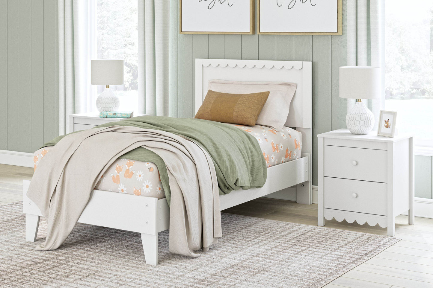 Hallityn - Panel Platform Bed - Forward Furniture