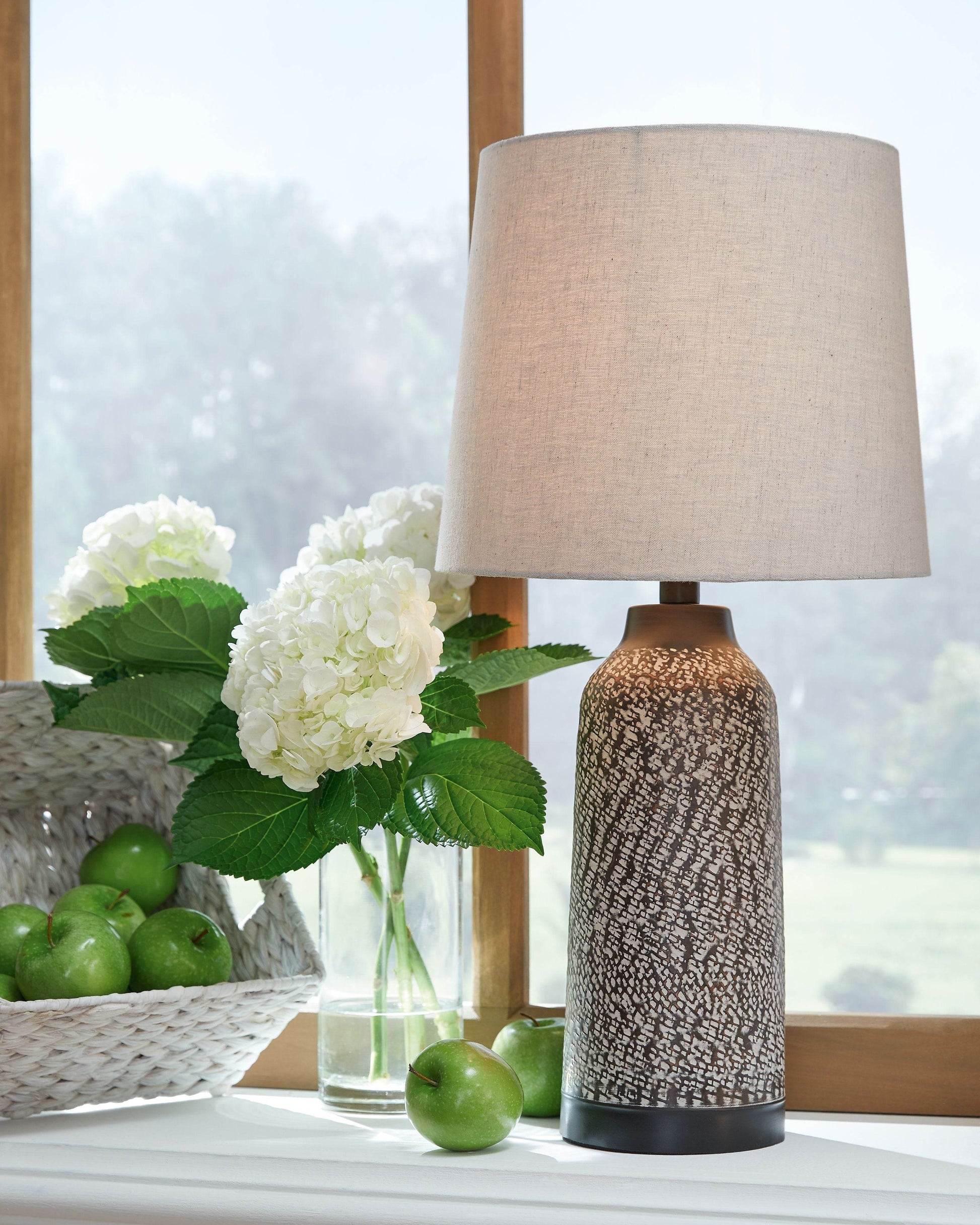 Lanson - Antique Bronze Finish - Metal Table Lamp (Set of 2) - Forward Furniture