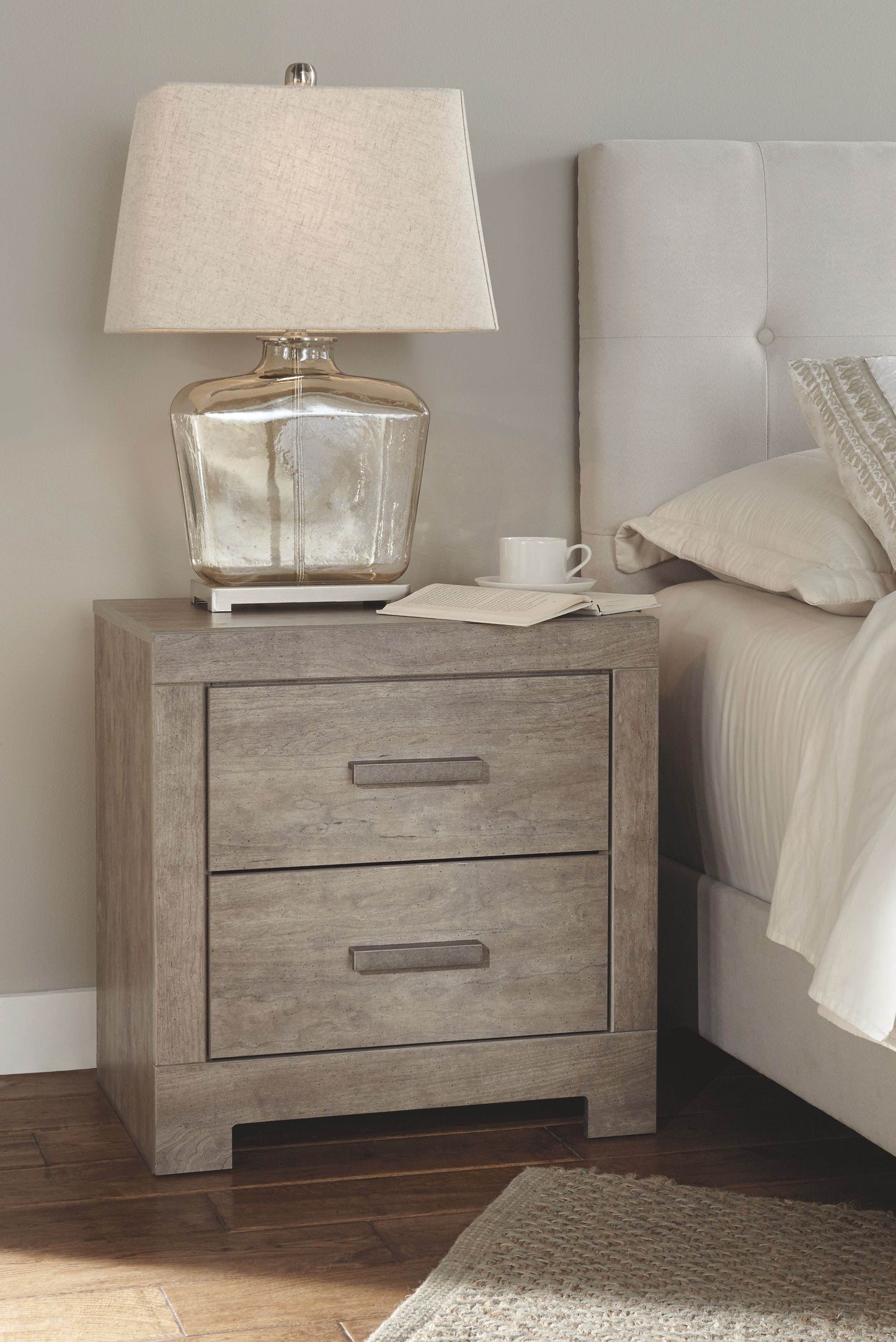 Culverbach - Gray - 5 Pc. - Dresser, Mirror, Queen Upholstered Bed, 2 Nightstands - Forward Furniture