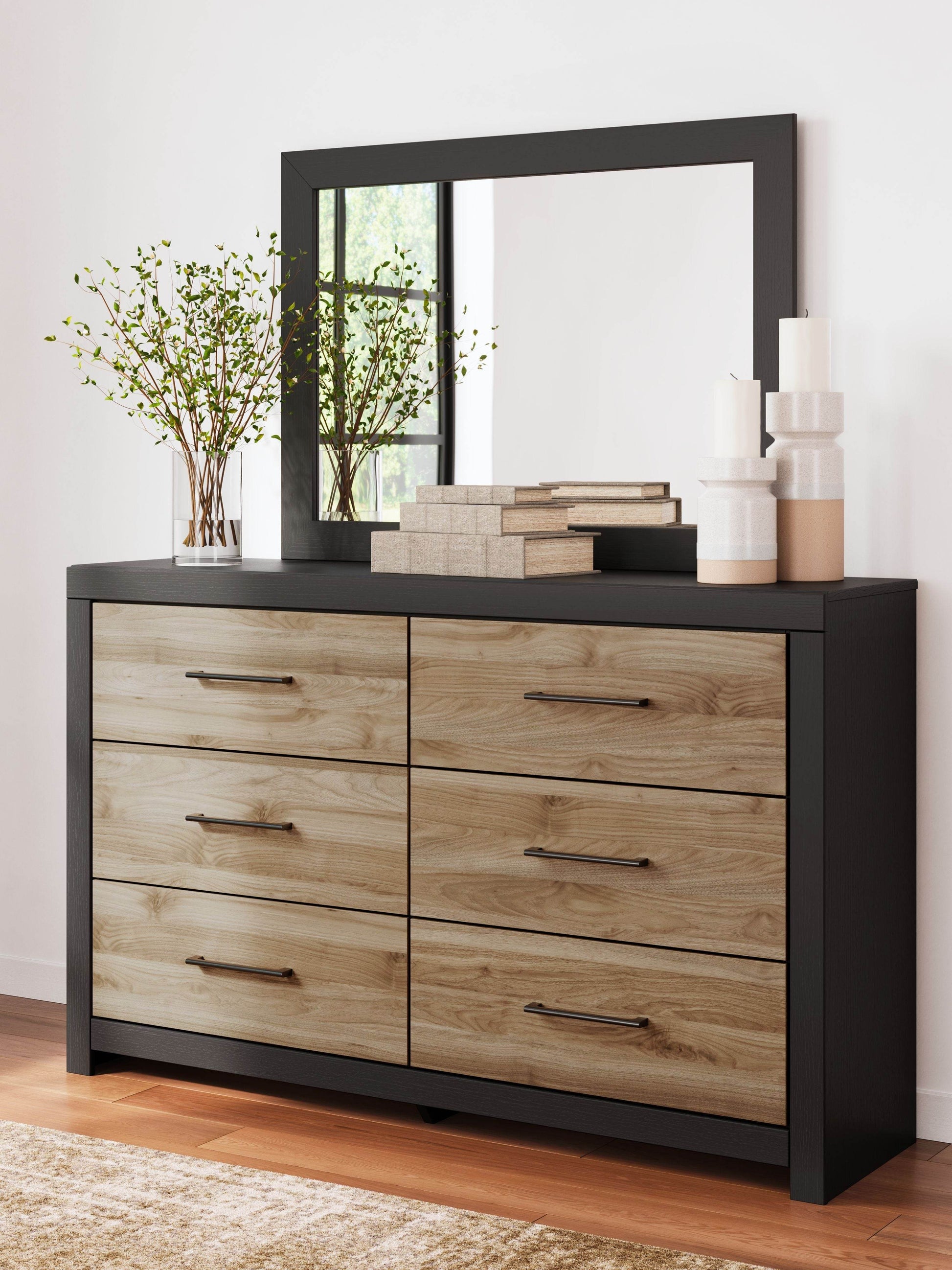 Vertani - Panel Bedroom Set - Forward Furniture