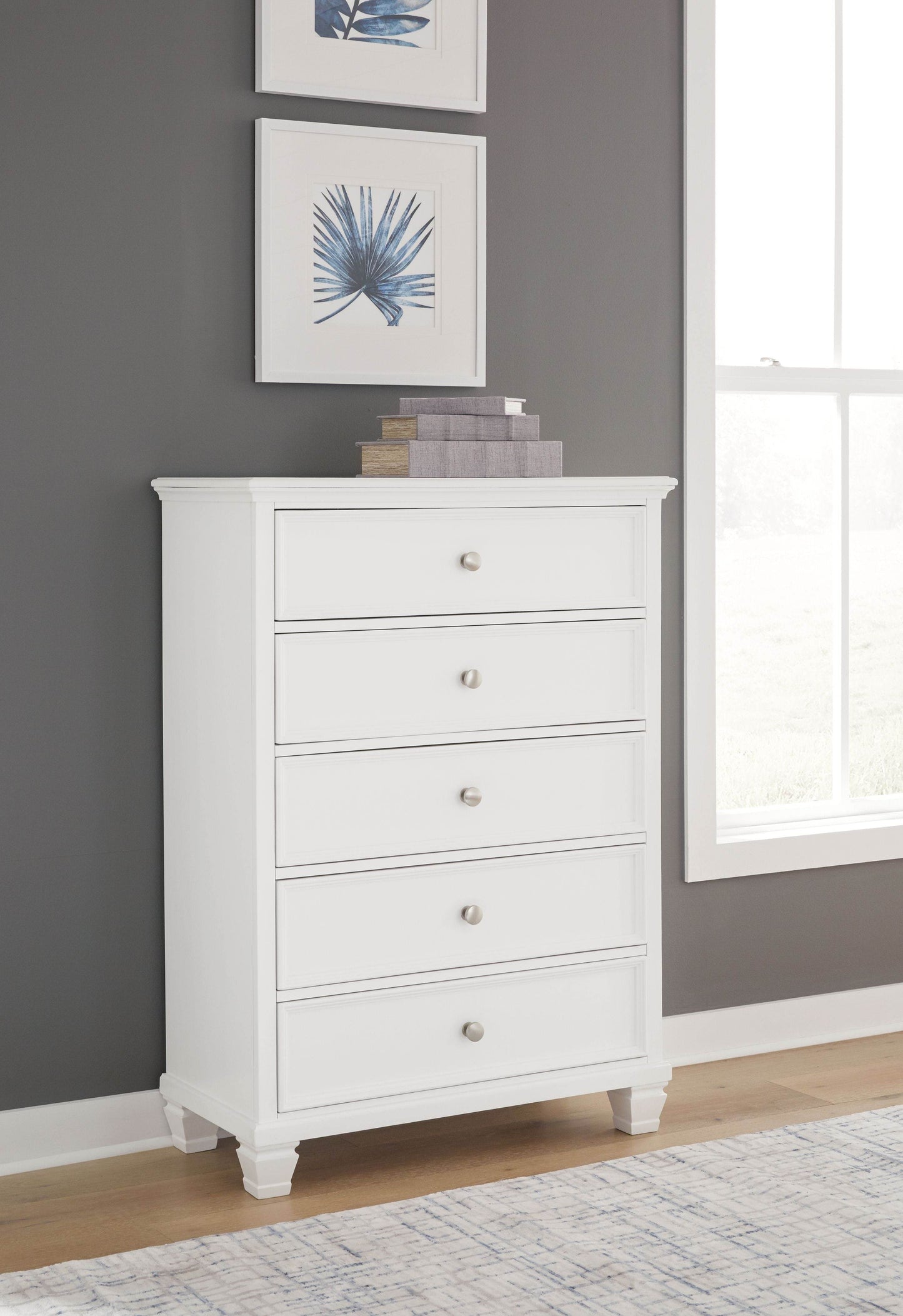Fortman - White - Five Drawer Chest - Forward Furniture