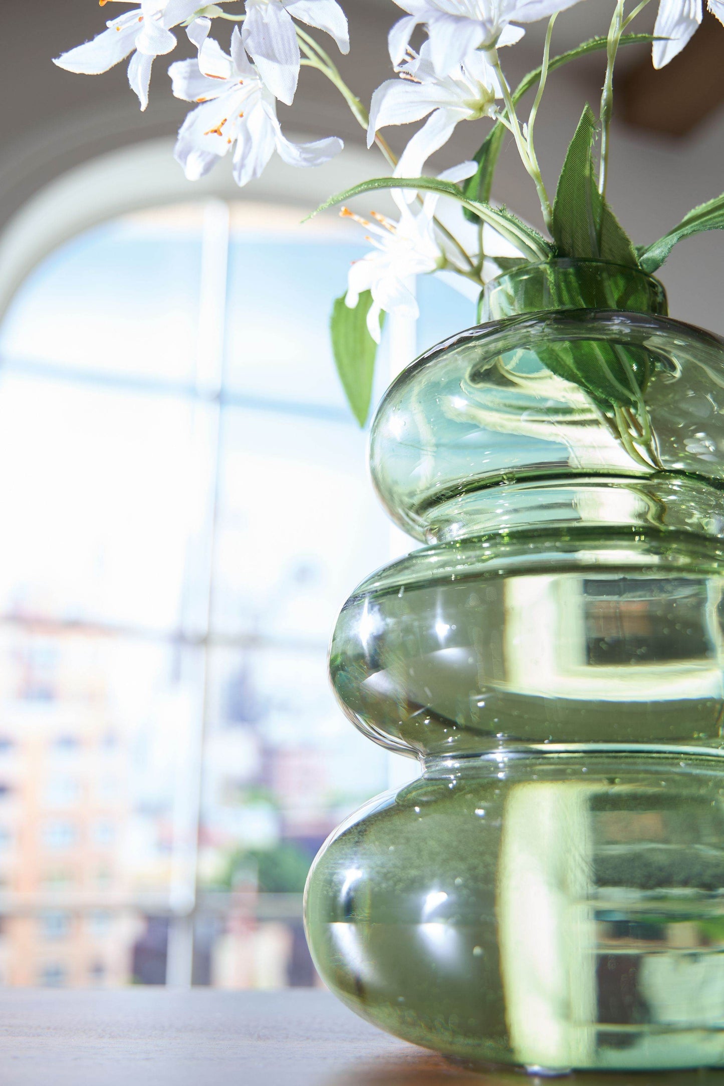 Renethorne - Vase - Forward Furniture