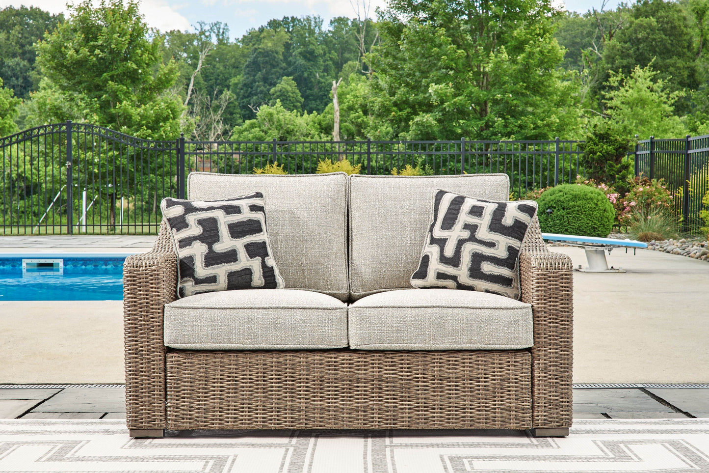 Beachcroft - Beige - Loveseat With Cushion - Forward Furniture