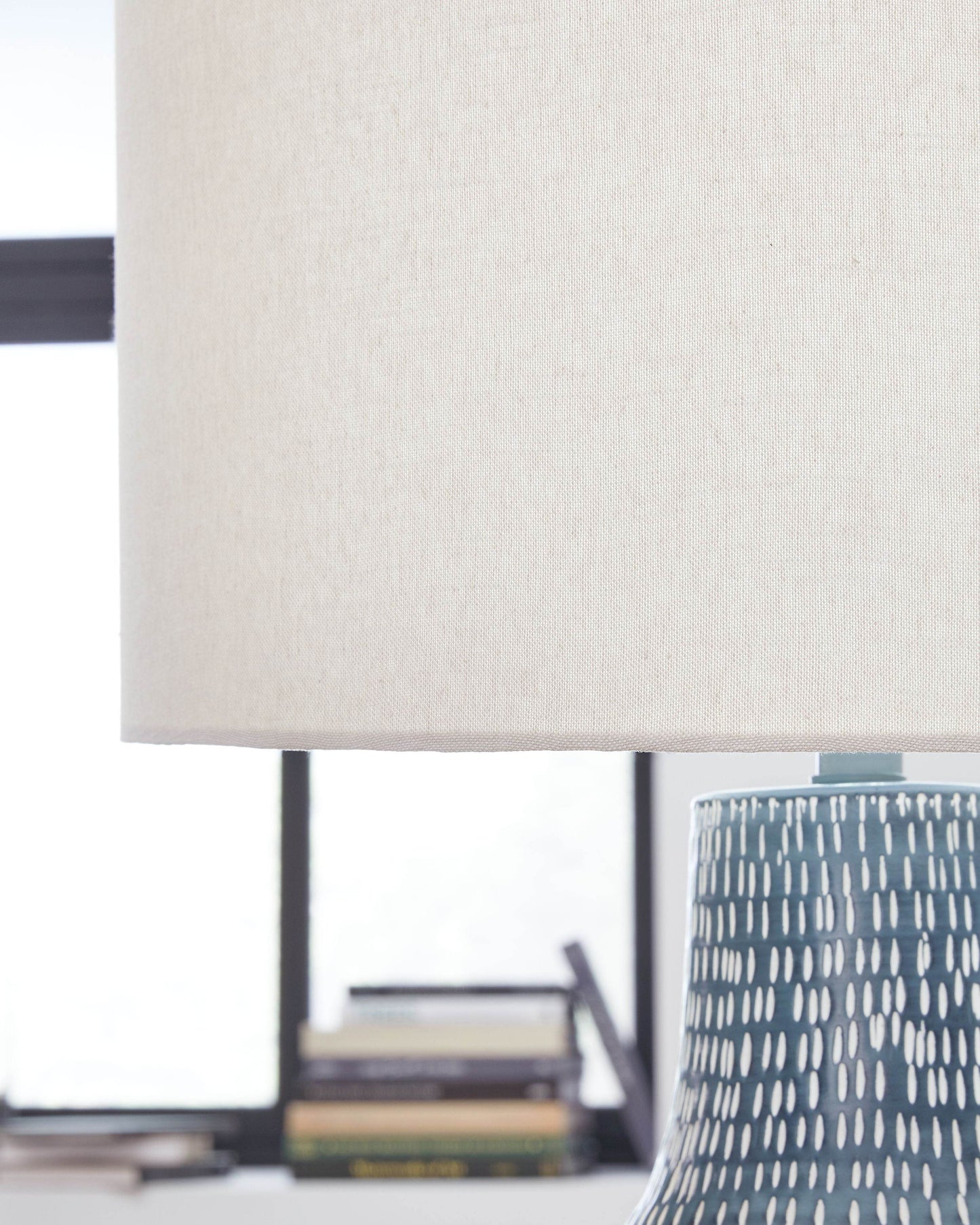Schylarmont - Antique Gray / White - Metal Table Lamp - Forward Furniture
