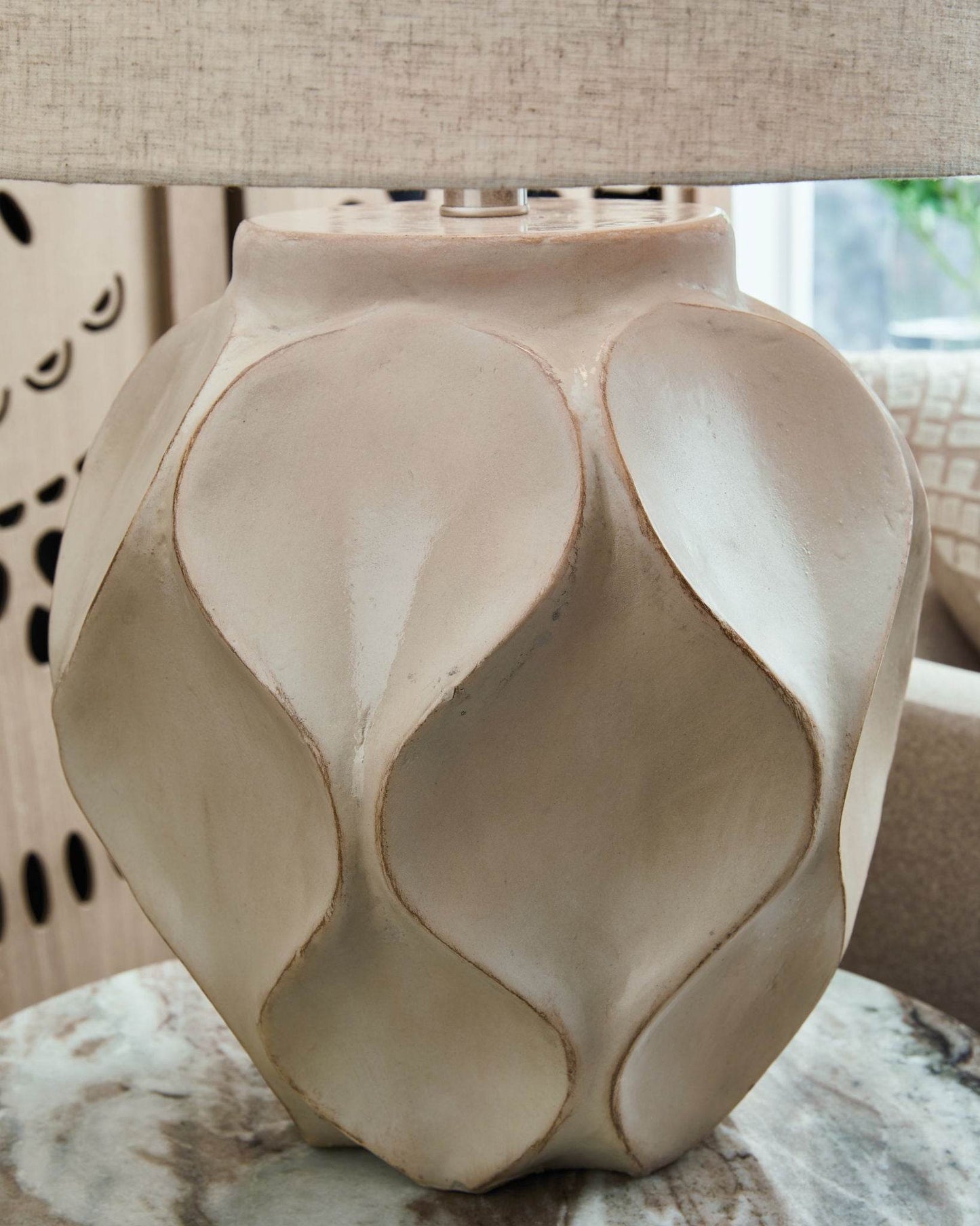 Edselham - Distressed Cream - Paper Table Lamp - Forward Furniture