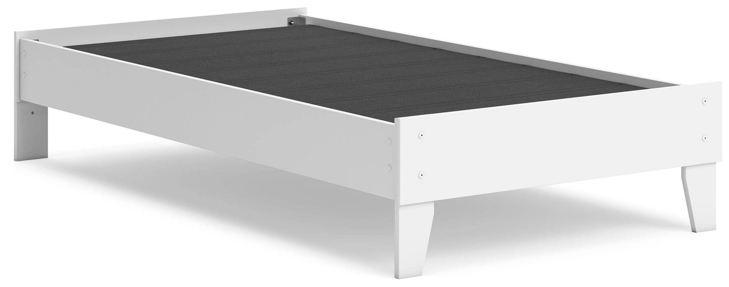 Hallityn - Platform Bed - Forward Furniture