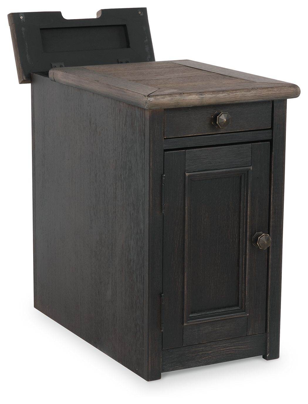 Tyler Creek - Grayish Brown / Black - Chair Side End Table - Forward Furniture
