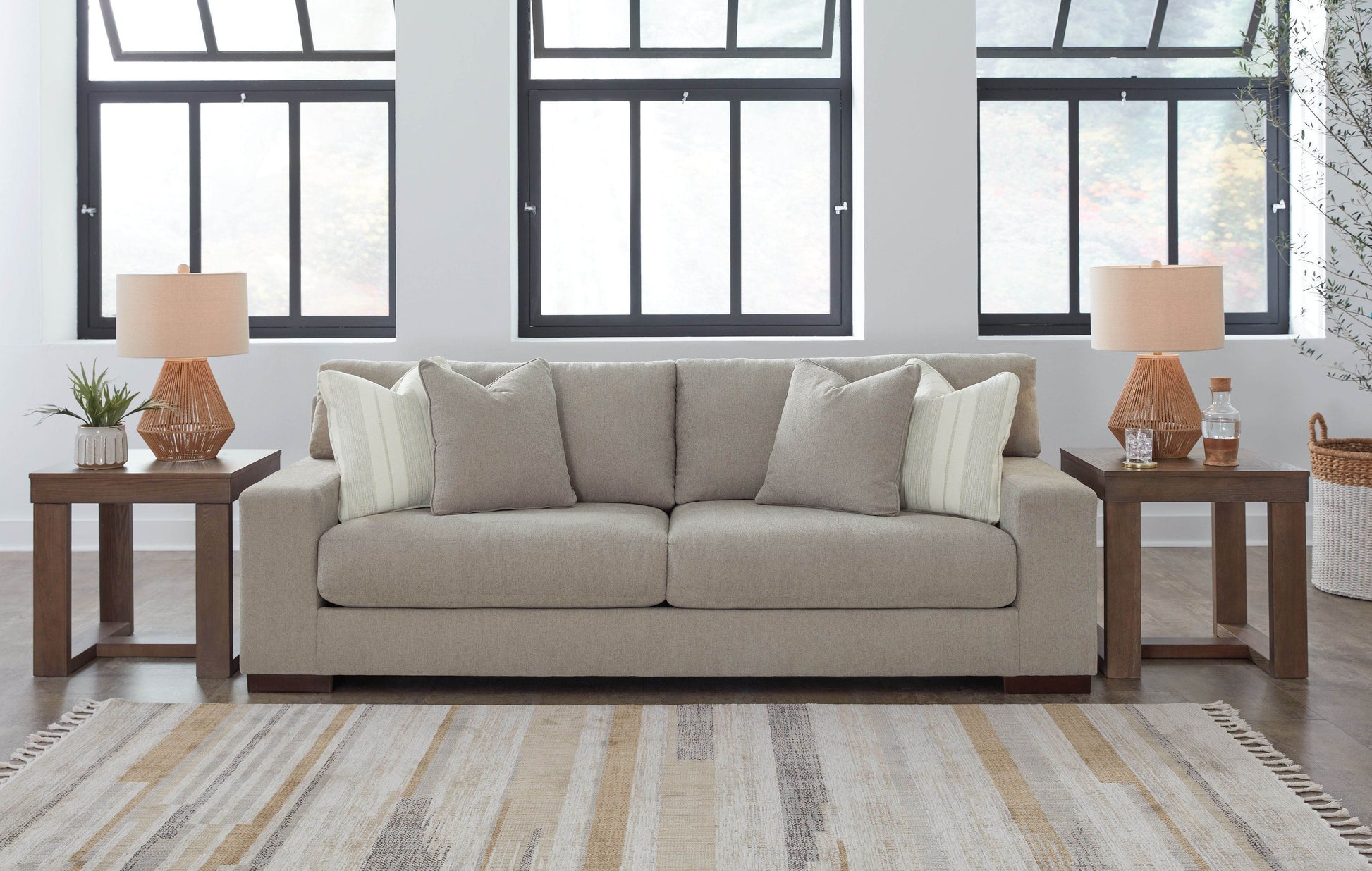 Maggie - Sofa - Forward Furniture