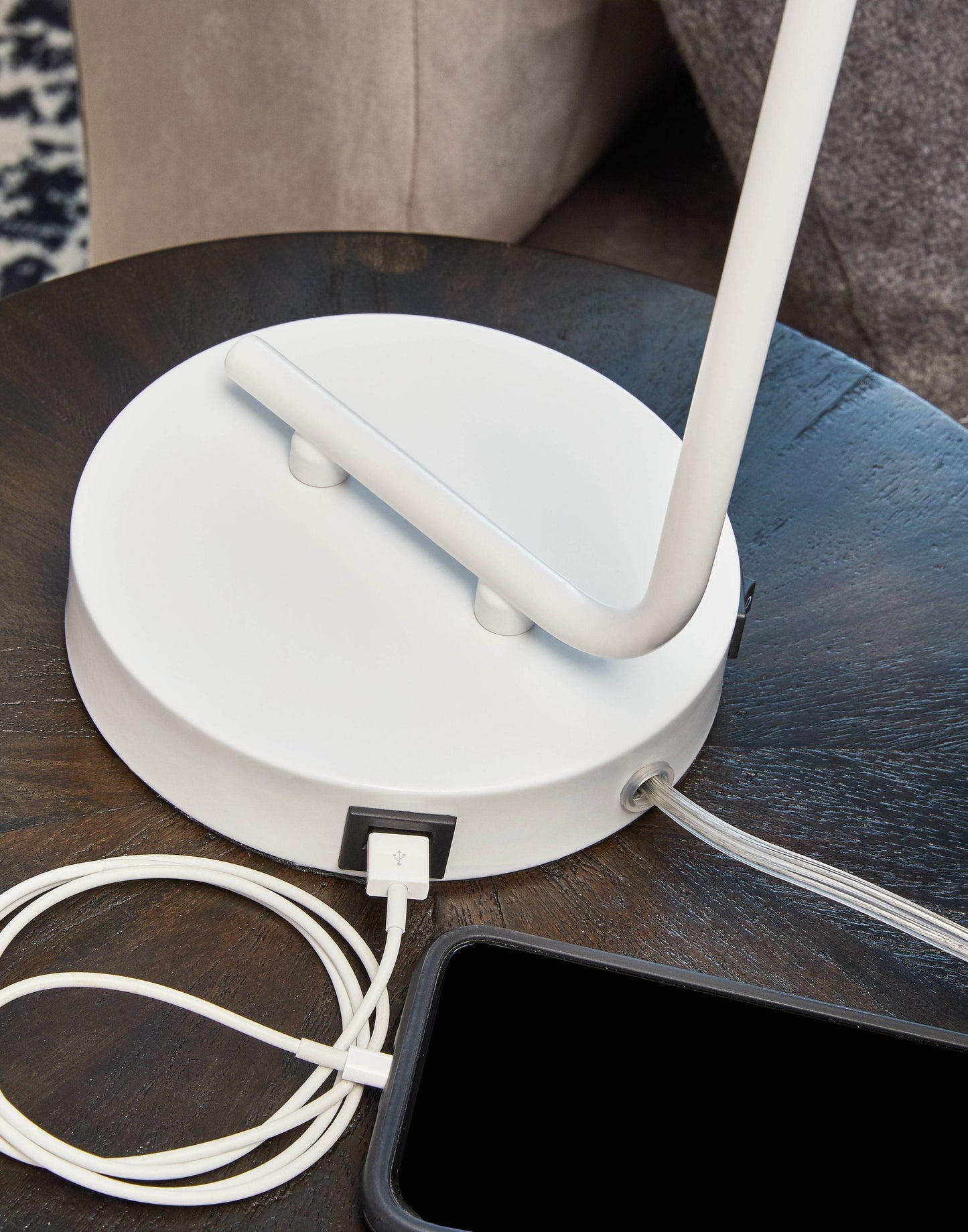 Covybend - Metal Desk Lamp - Forward Furniture
