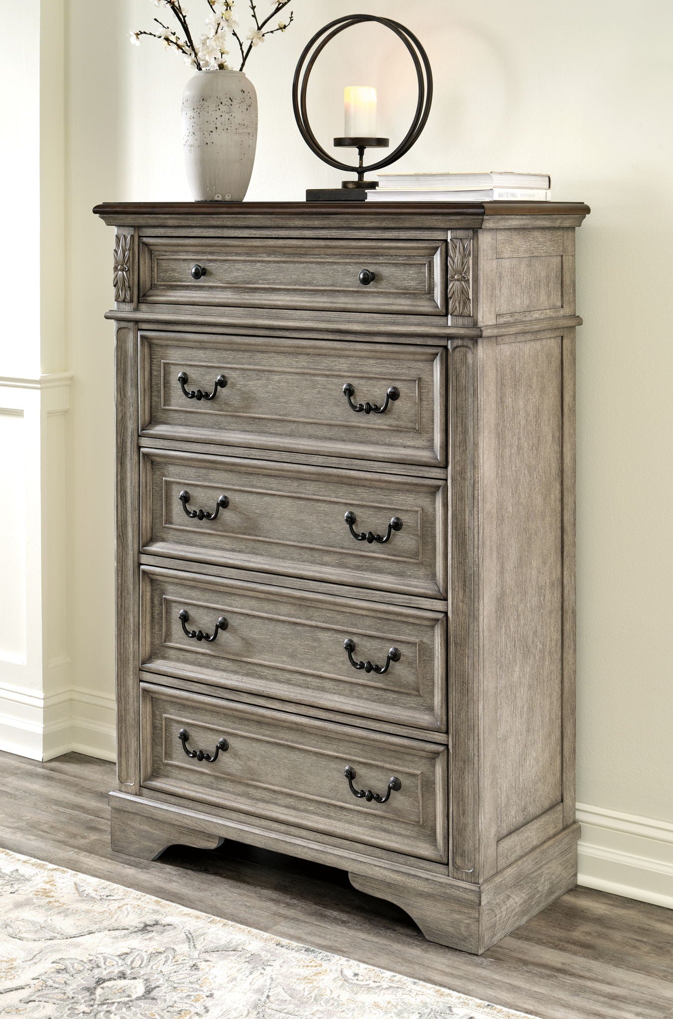 Lodenbay - 6 Pc. - Dresser, Mirror, Chest, King Panel Bed - Antique Gray