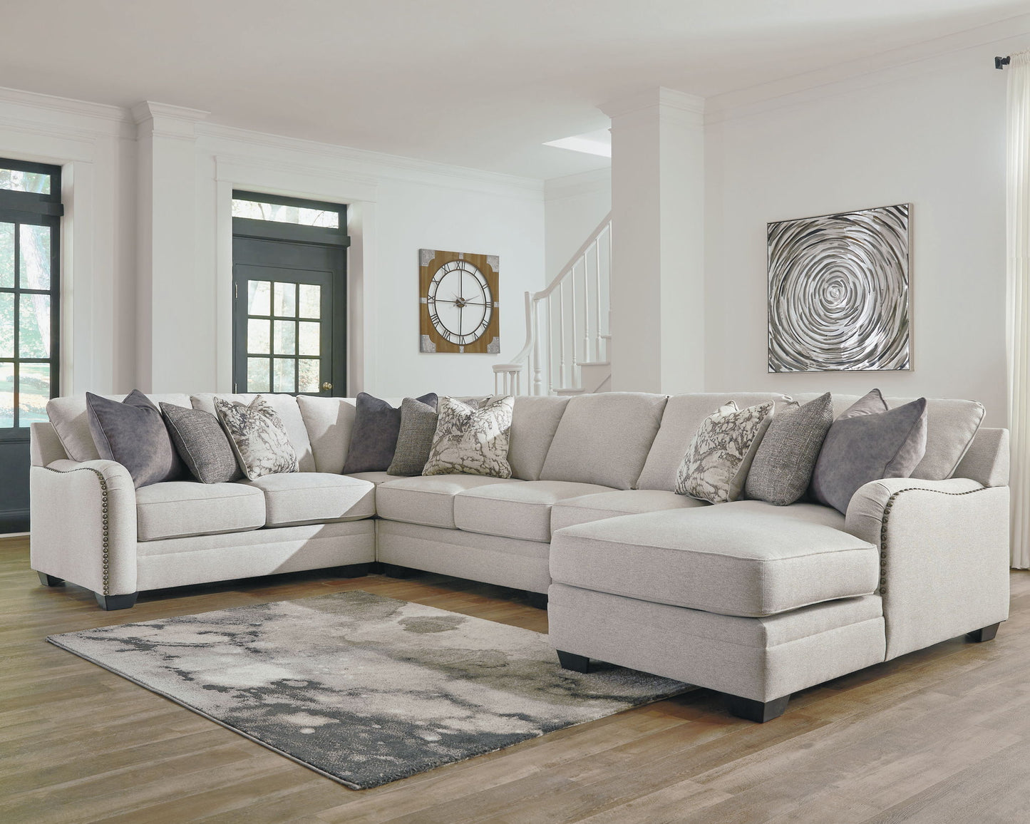 Dellara - Right Arm Facing Corner Chaise 5 Pc Sectional - Chalk